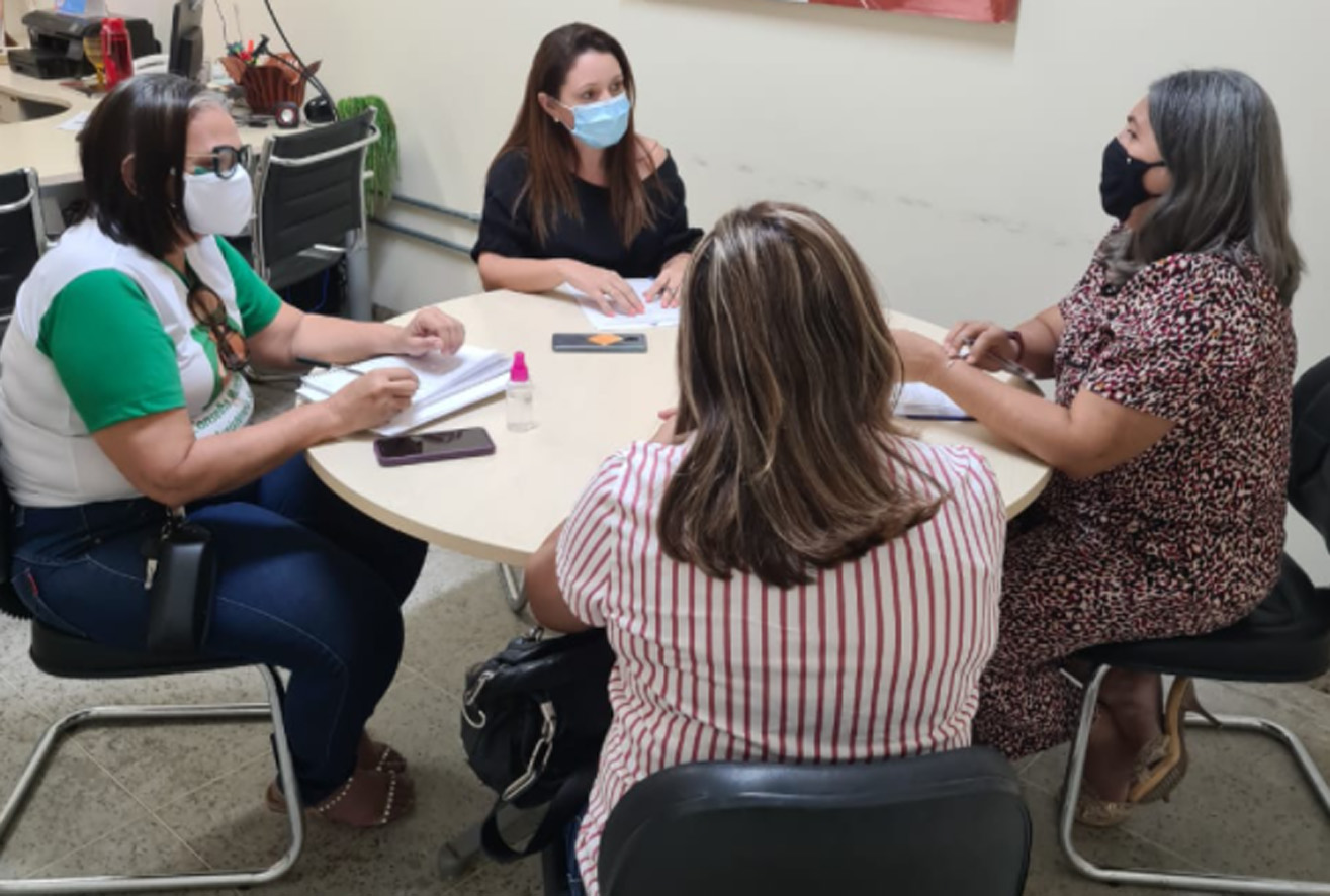 Secretária recebe Sindiserpum e debate fortalecimento da assistência social em Mossoró