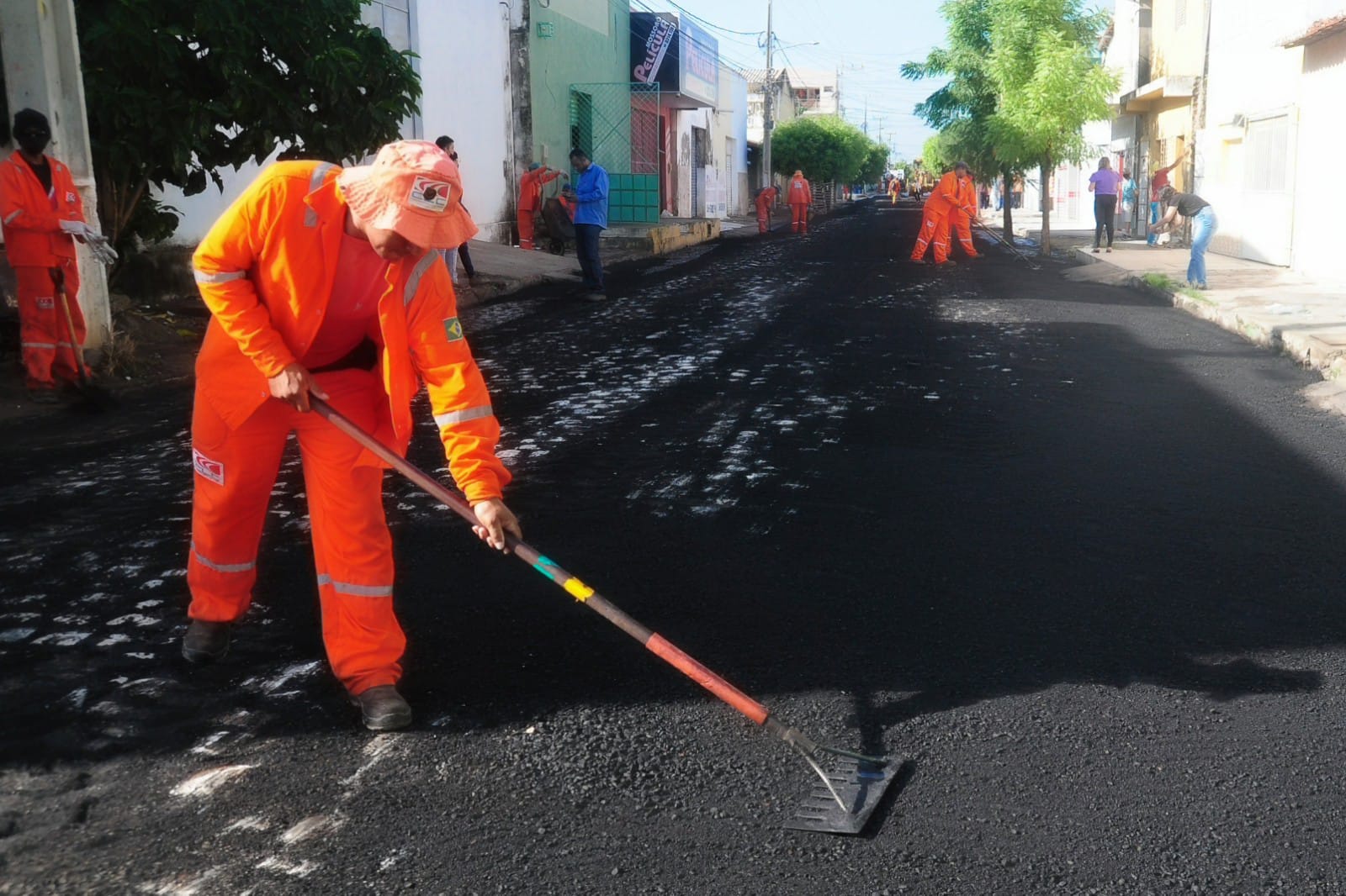 Prefeitura de Mossoró destinará 20 milhões de reais para o programa “Asfalto no Bairro”