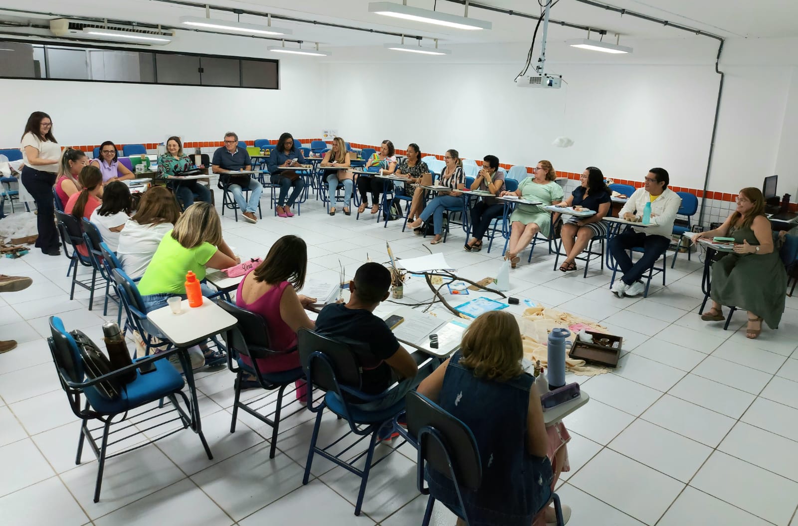 Professores que atuam na Educação Especial participam de formação continuada