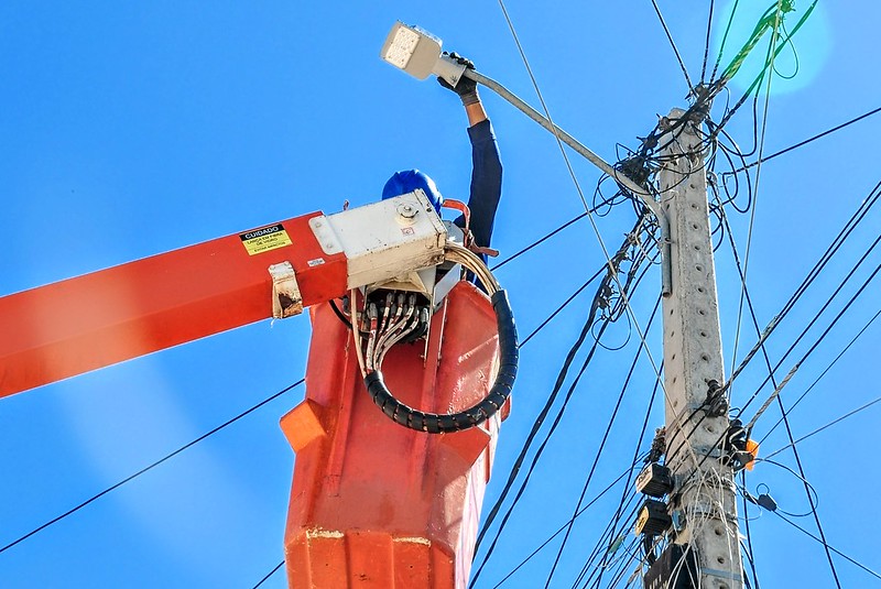 População pode solicitar serviço de iluminação pública pela internet