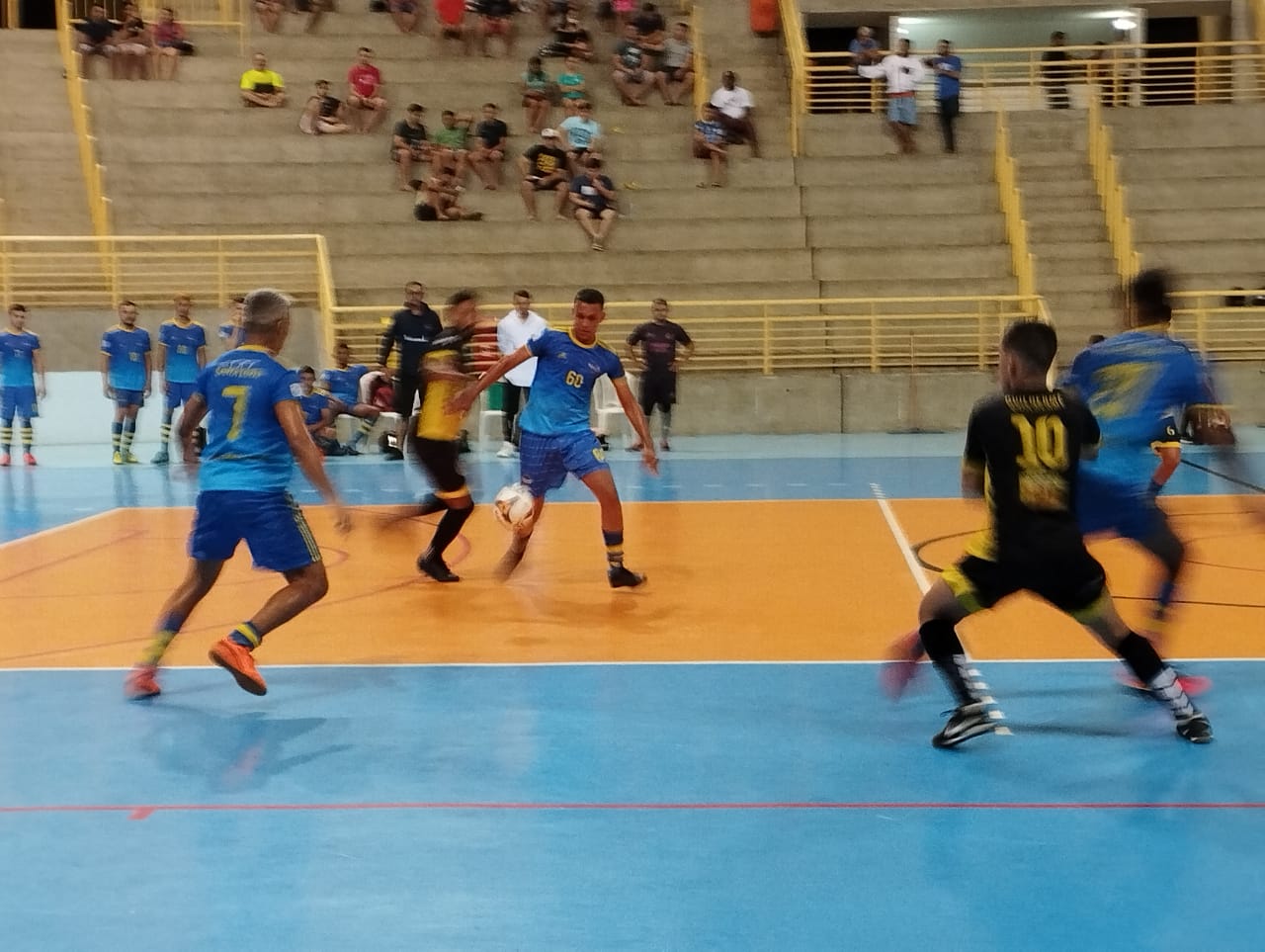 Seletiva de futsal define última vaga para o CEM nesta sexta-feira