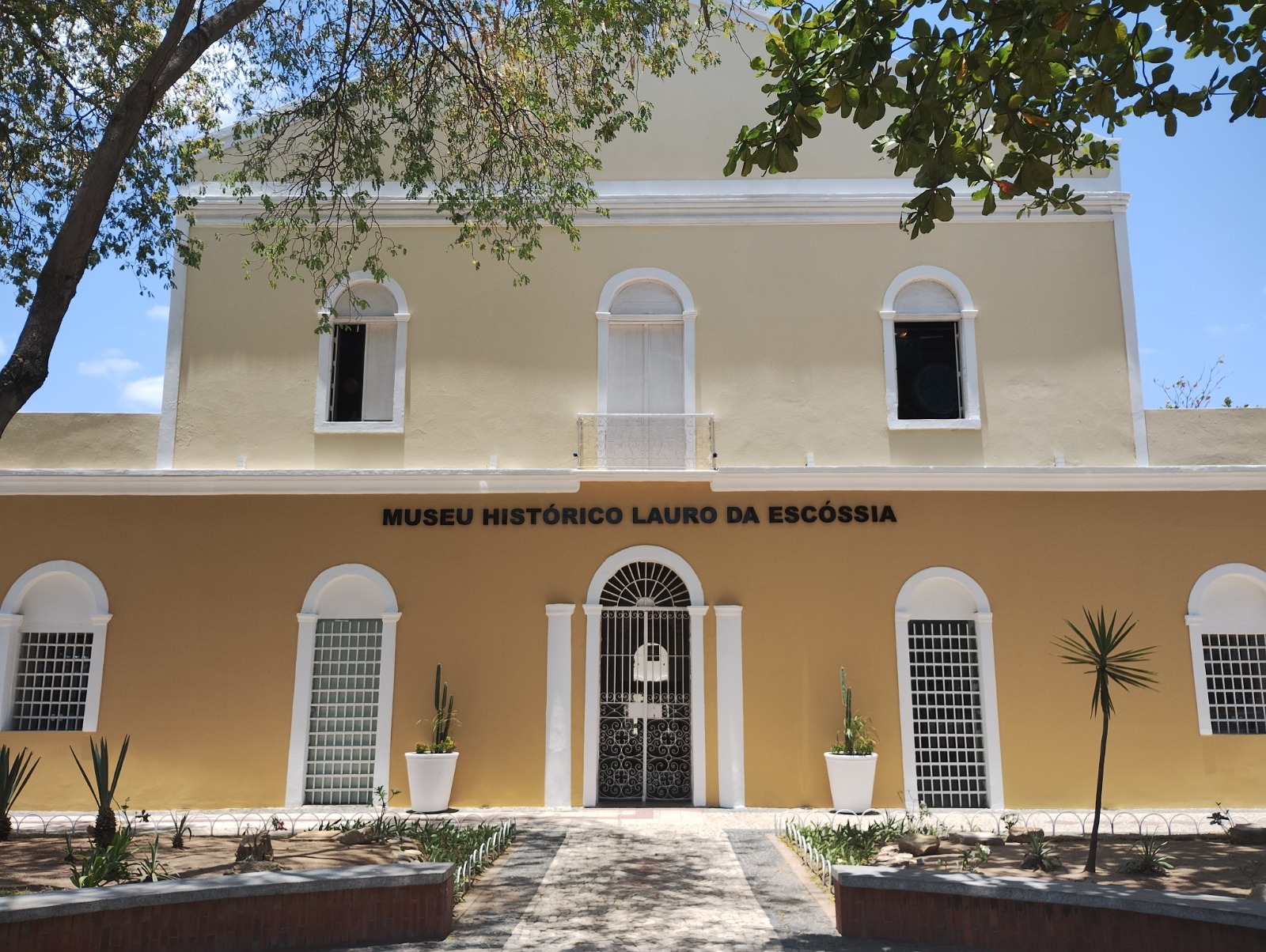 Museu Lauro da Escóssia orienta sobre como expor trabalhos na Pinacoteca Municipal