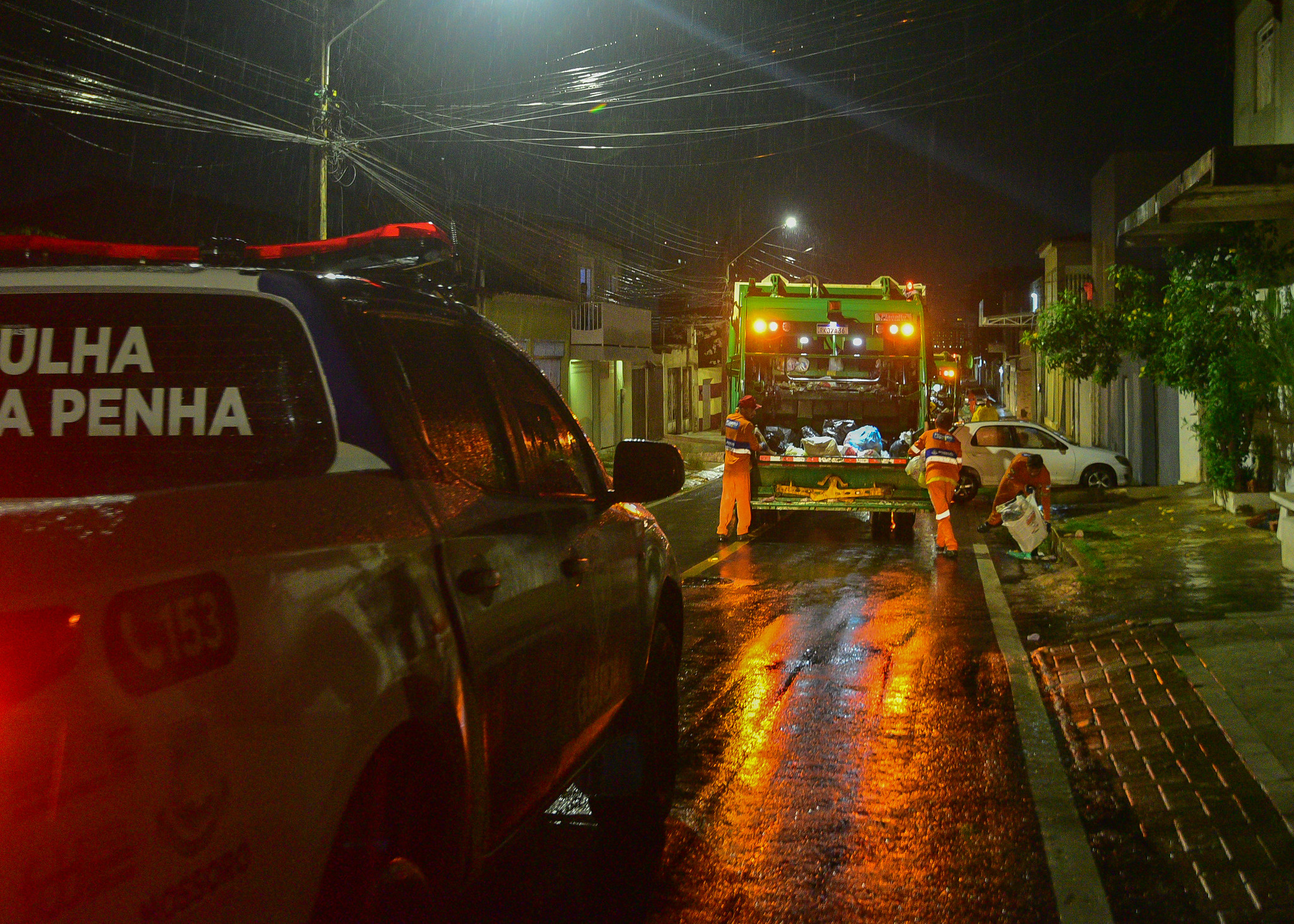 Coleta domiciliar avança nesta sexta-feira; confira bairros