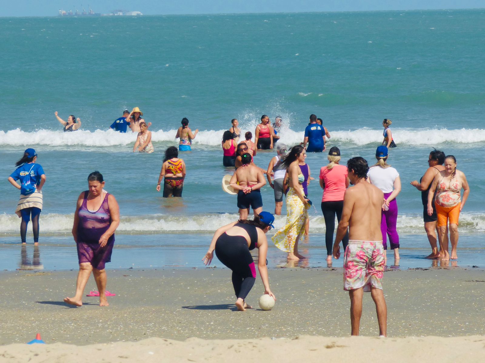 “Viajar na Melhor Idade”: Prefeitura realiza passeio com idosos do CRAS Bom Jesus