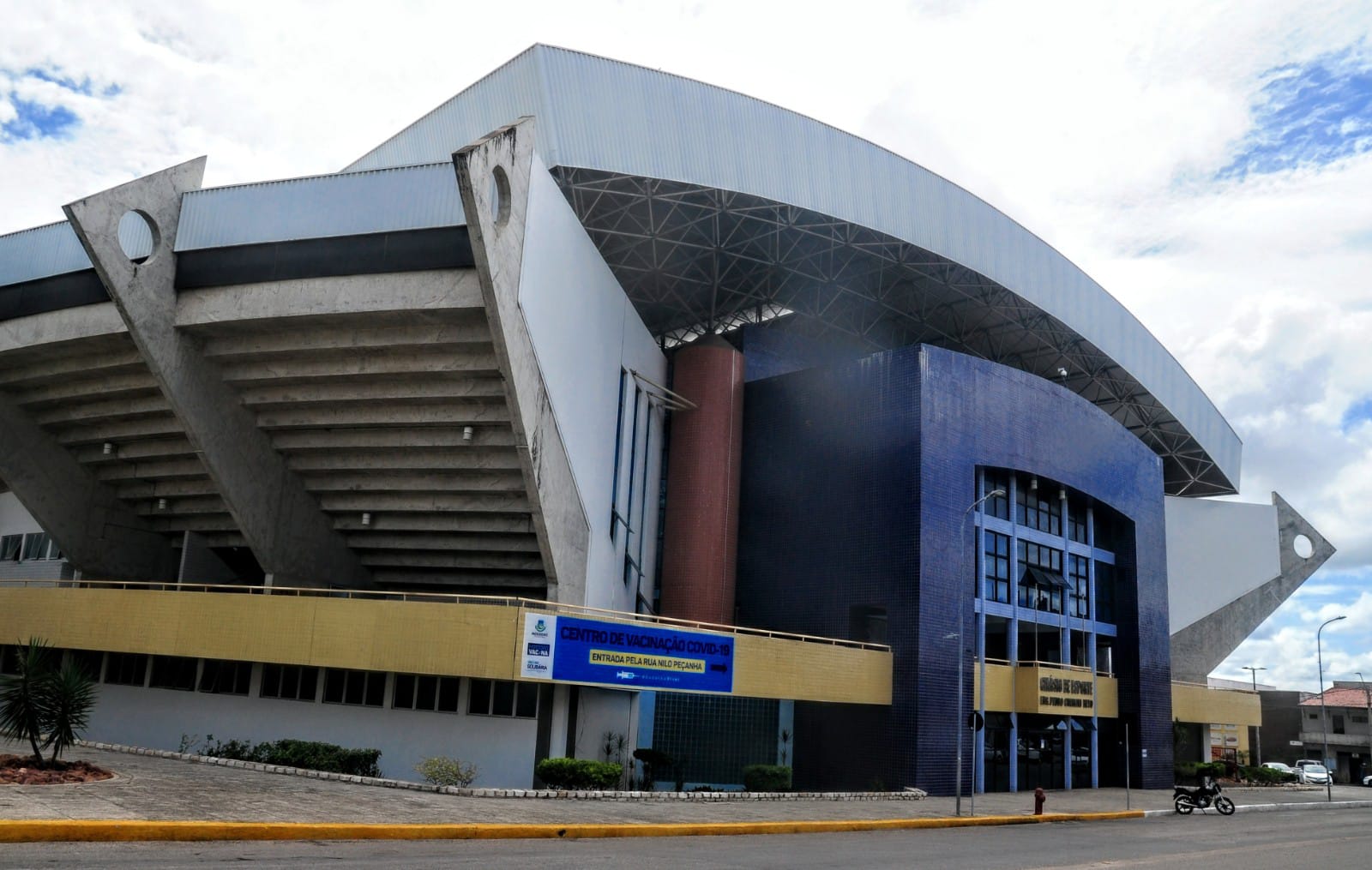 Prefeitura mantém inscrições abertas para escolinhas de futsal no Ginásio Pedro Ciarlini