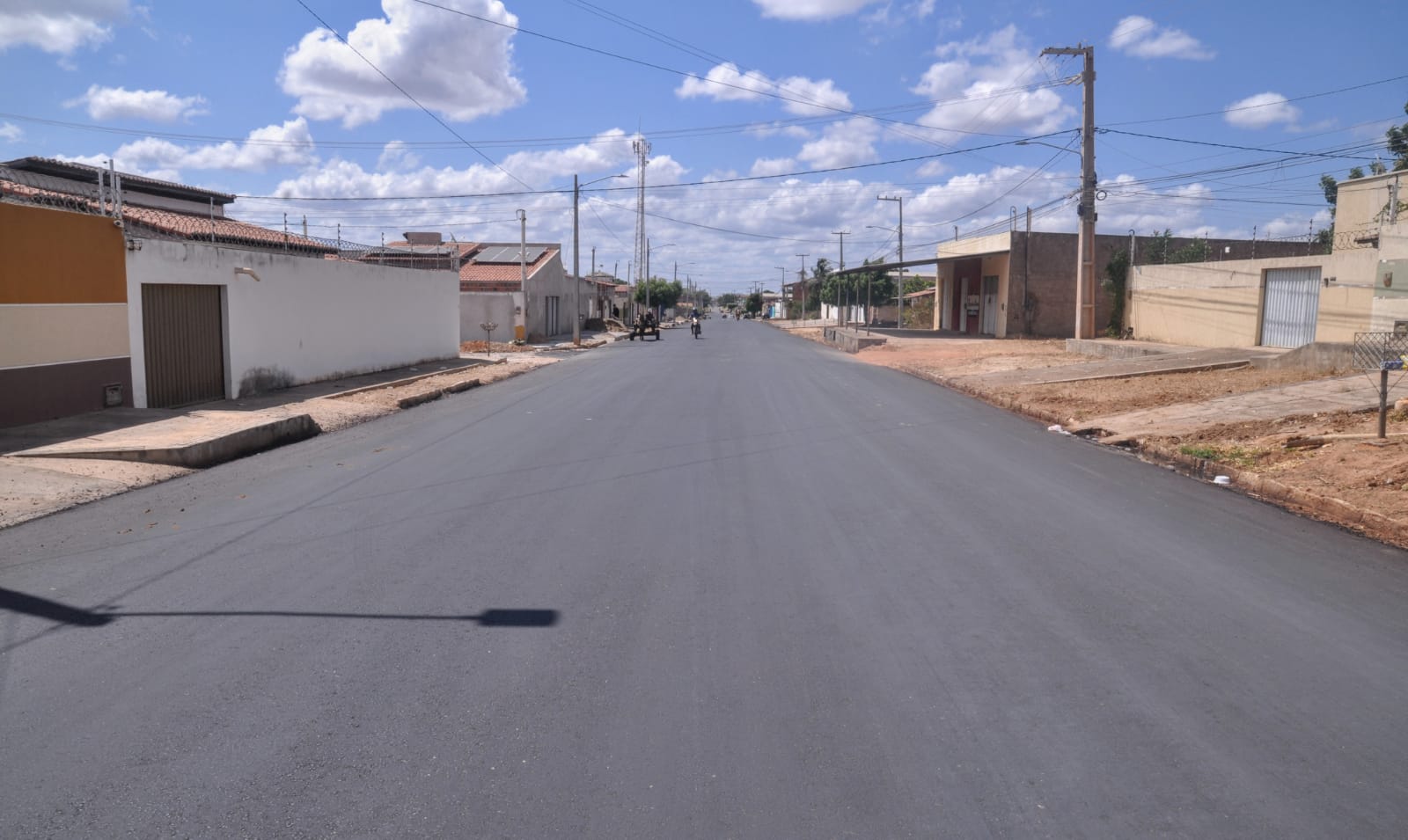 Conjunto Abolição V recebe obras do programa “Asfalto no Bairro”