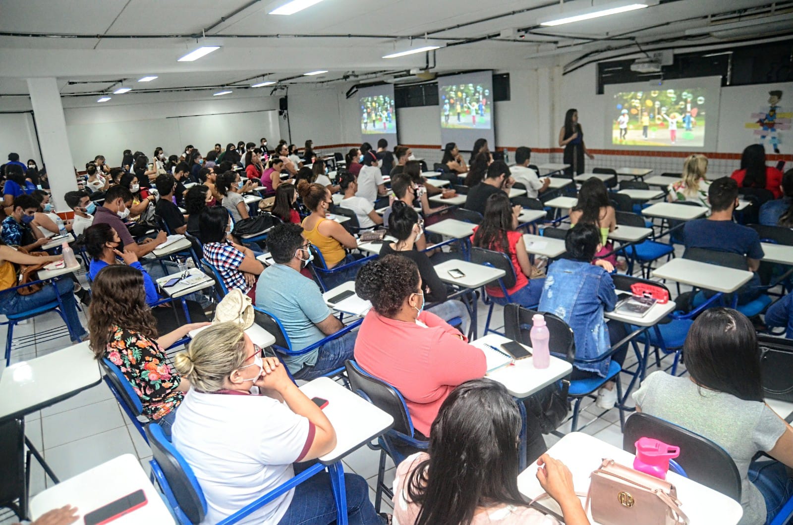 Seminário “Aprender na Diversidade” é encerrado com participação expressiva de estagiários