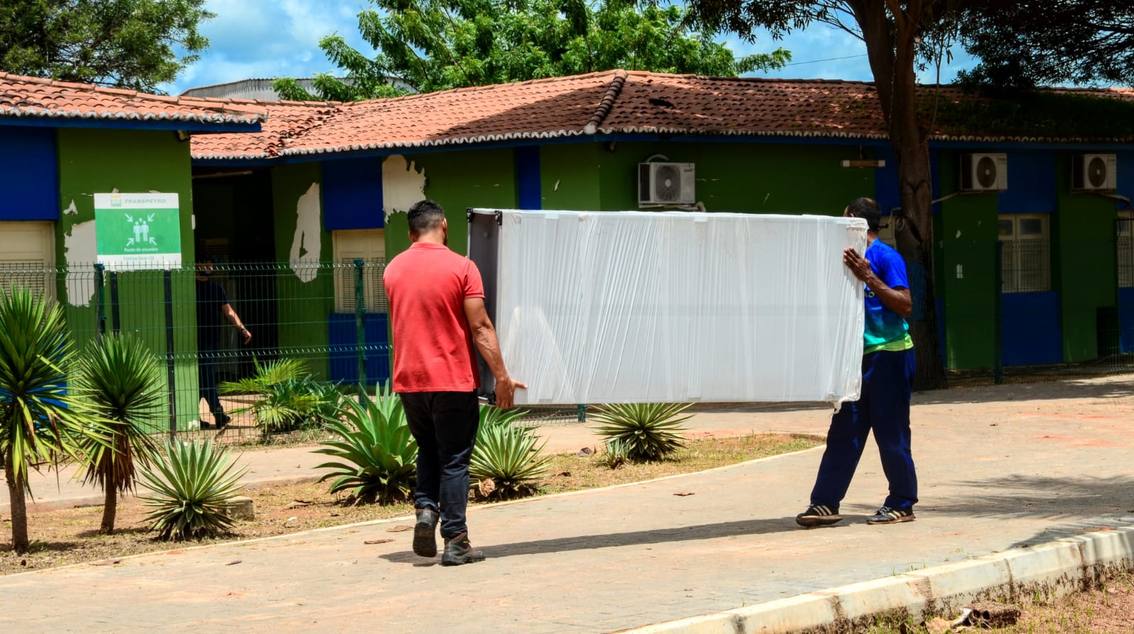 UBSs da zona rural recebem equipamentos e materiais novos