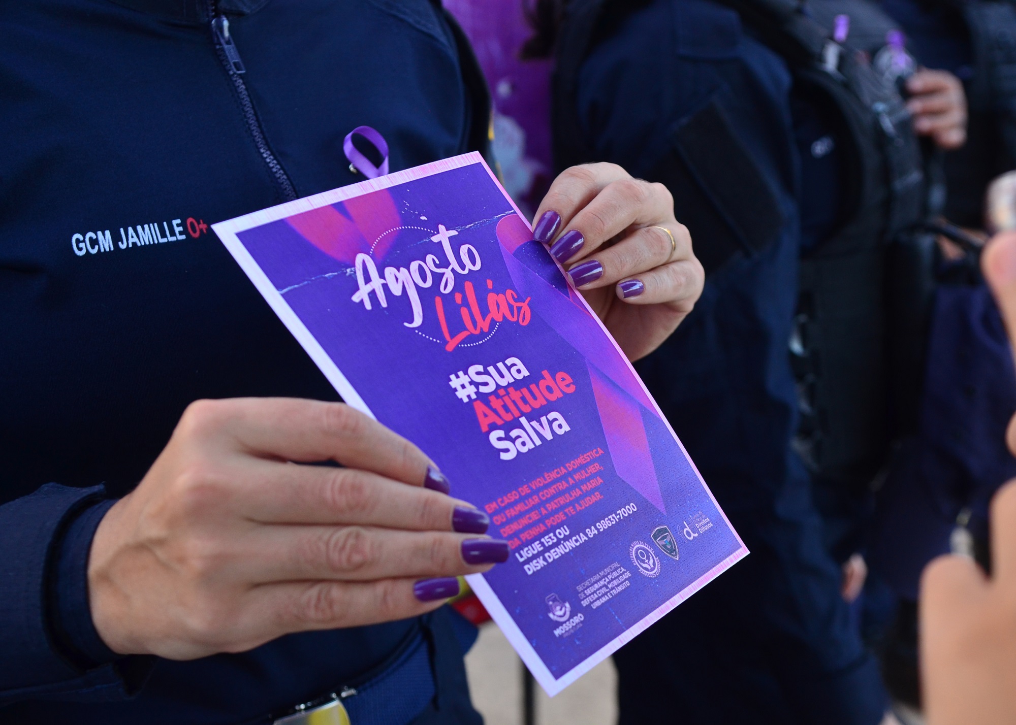 “Agosto Lilás”: ação coletiva faz alusão aos 16 anos da Lei Maria da Penha