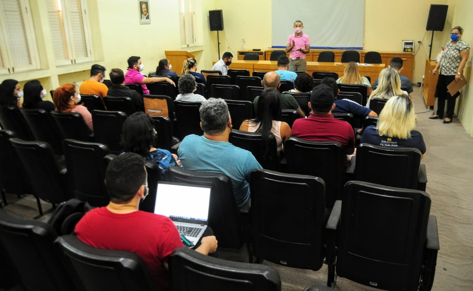 Secretaria de Cultura reúne equipes para articular elaboração de projetos do Mossoró Cidade Junina