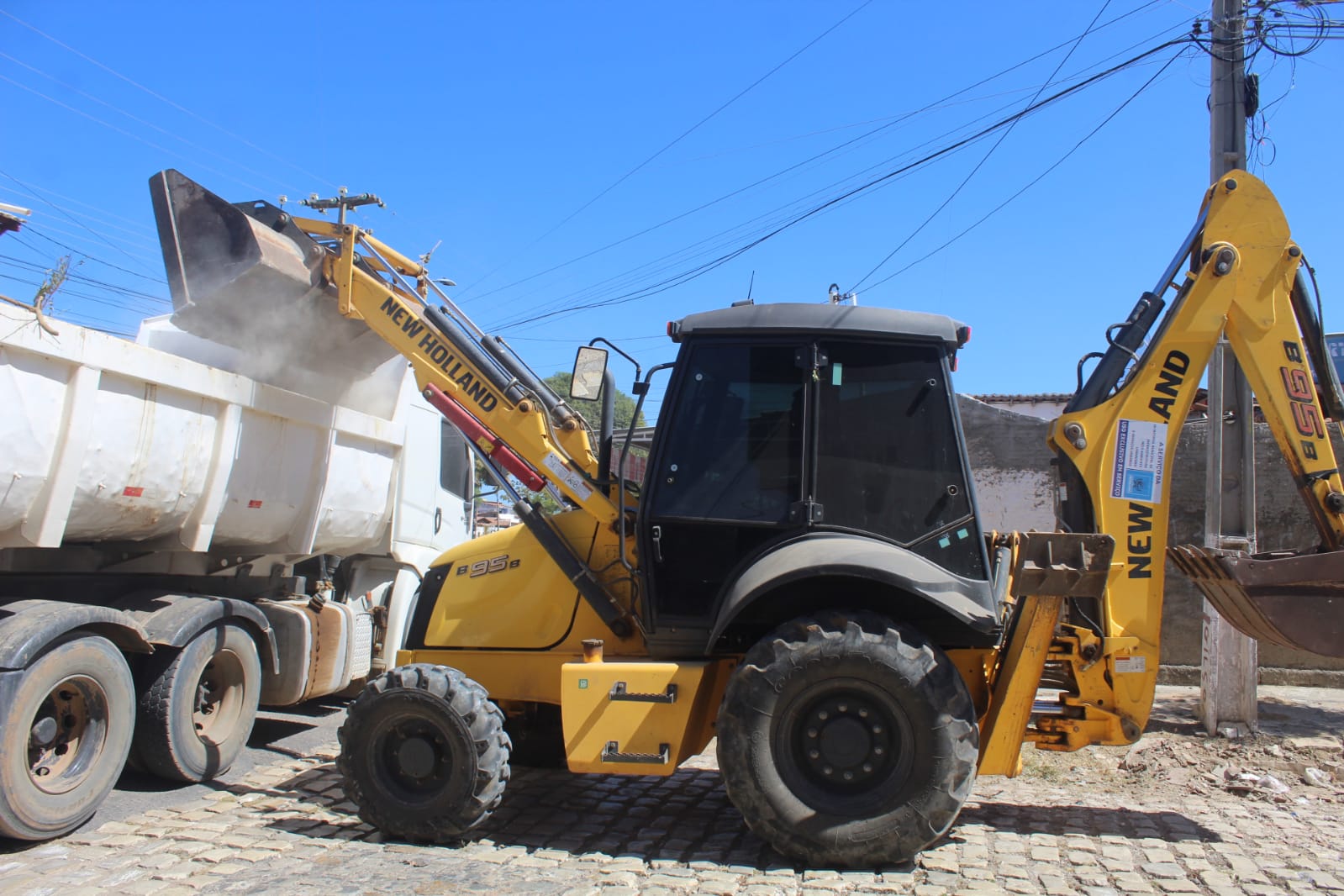 “Mossoró Limpa” – Prefeitura chega com mutirão de limpeza em todas as regiões da cidade