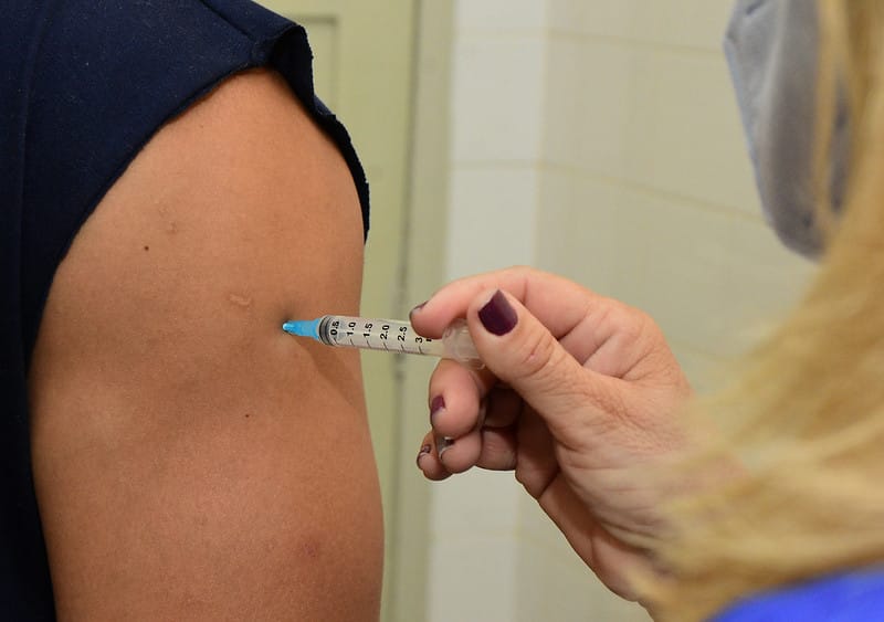 Vacina contra HPV será ofertada em dose única