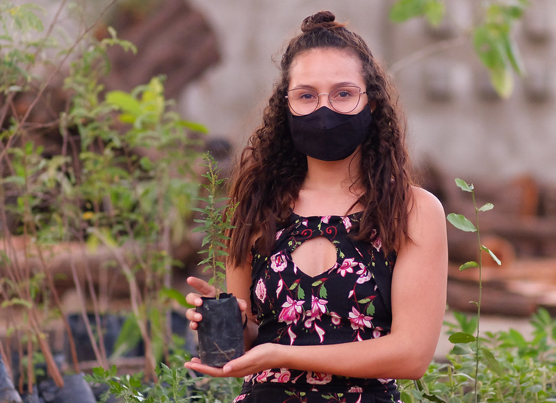 Programa “Mossoró Verde” distribui mudas na Festa de Santa Luzia