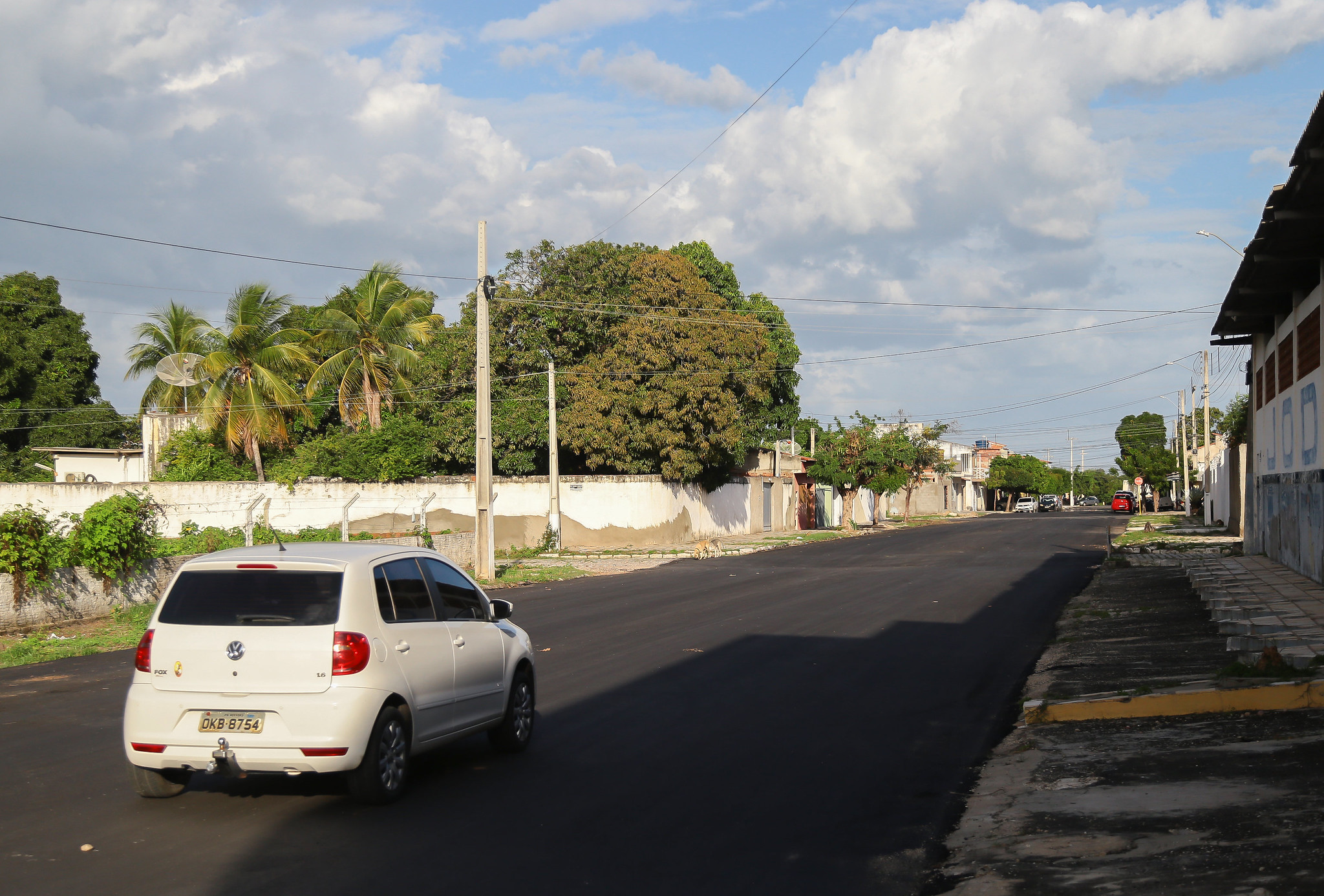 Obras de pavimentação asfáltica são concluídas na rua Afonso Pena