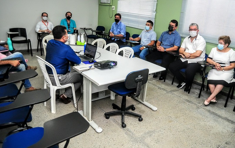 SEDINT reúne entidades empresariais para apresentar serviços de fomento ao empreendedorismo da Sala do Empreendedor