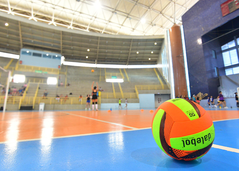 Circuito Esportivo Mossoroense conhecerá seus campeões do vôlei neste sábado