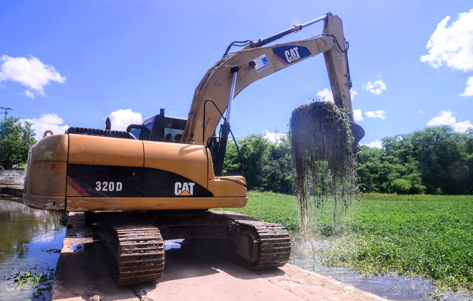 Prefeitura inicia nova limpeza no Rio Mossoró