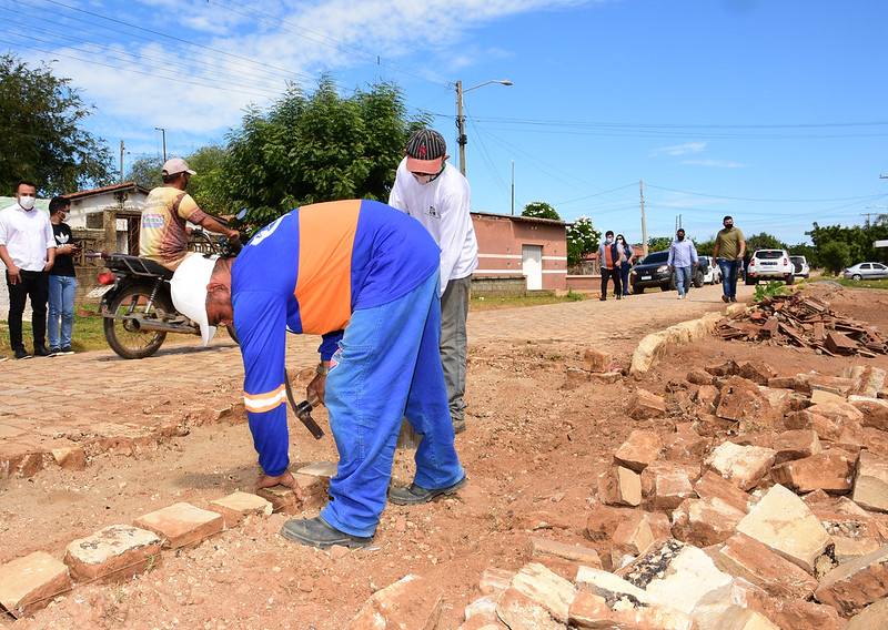 Polo Jucuri recebe obras de tapa-buracos