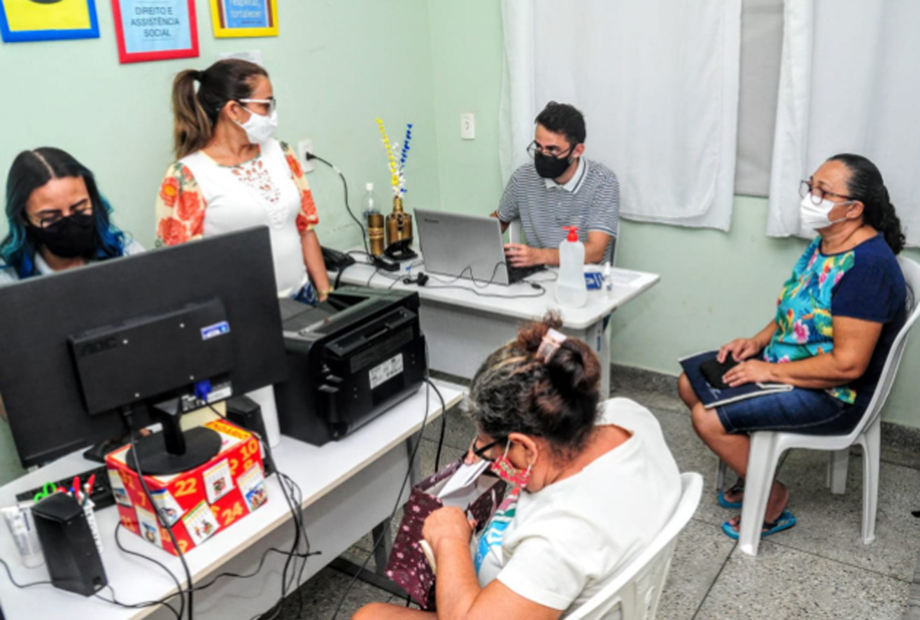 CRAS Alto de São Manoel recebe famílias para atualização cadastral