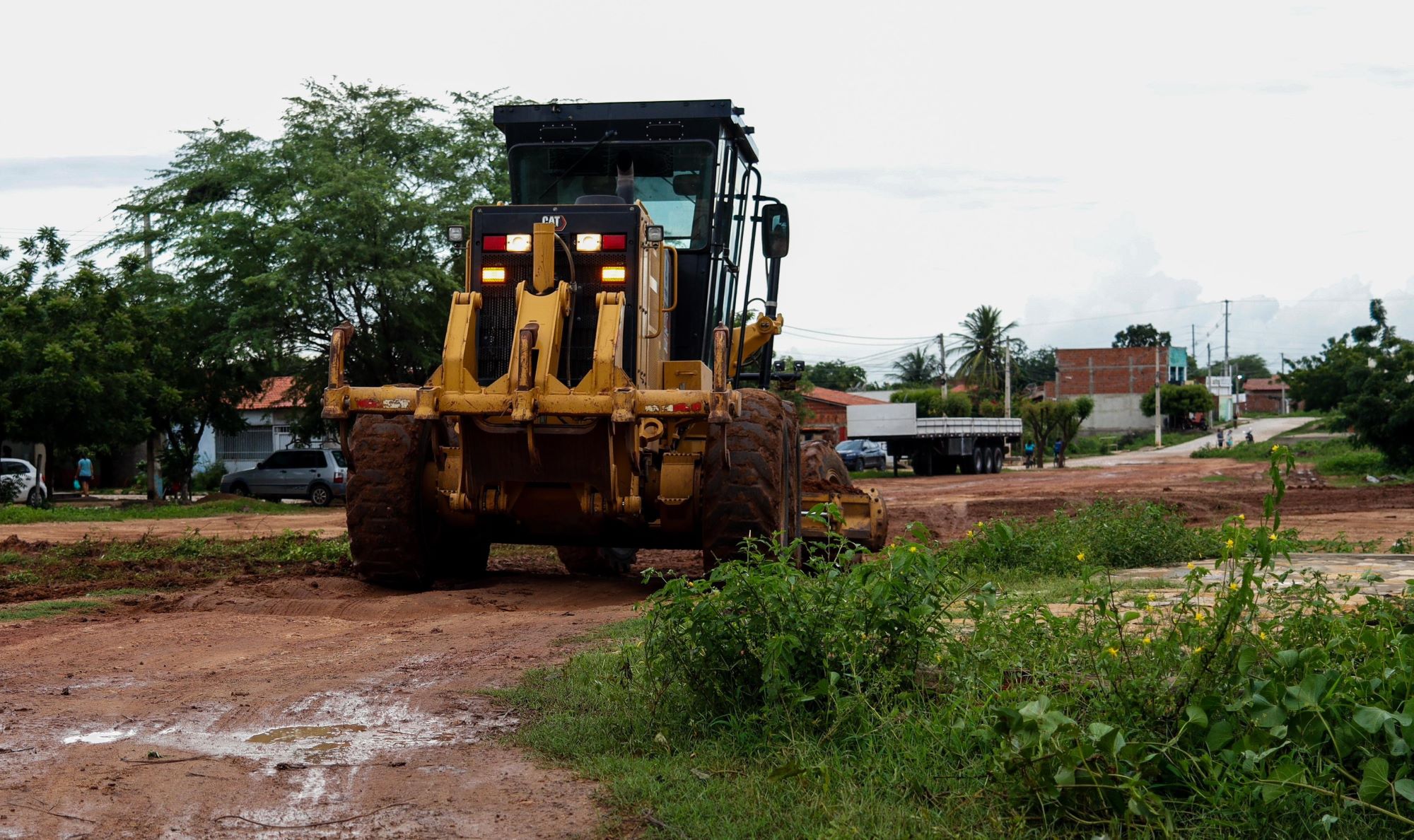 Prefeitura de Mossoró inicia pavimentação do tipo intertravado em rua do bairro Bom Jesus