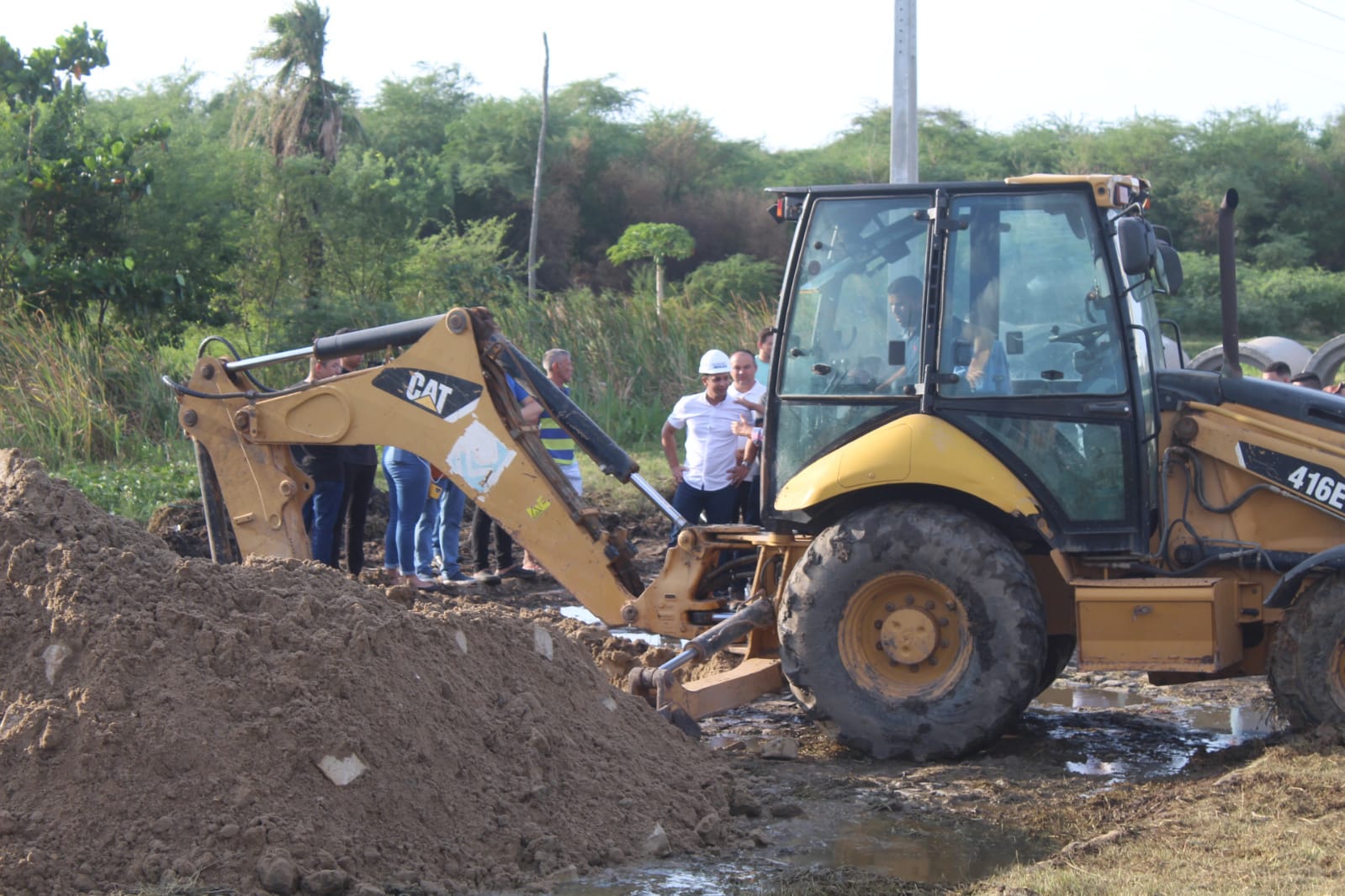 Prefeitura realiza obra de drenagem no bairro Ilha de Santa Luzia