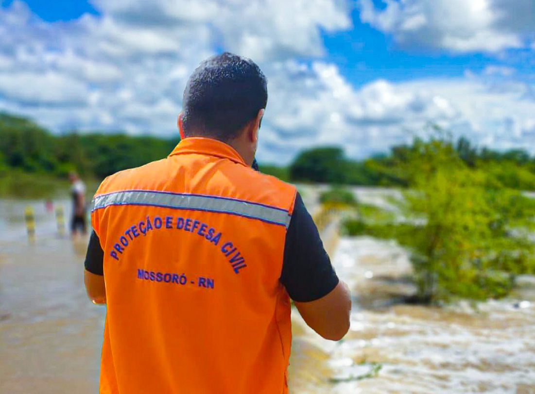 Mossoró segue na faixa laranja e Defesa Civil reforça medidas de segurança