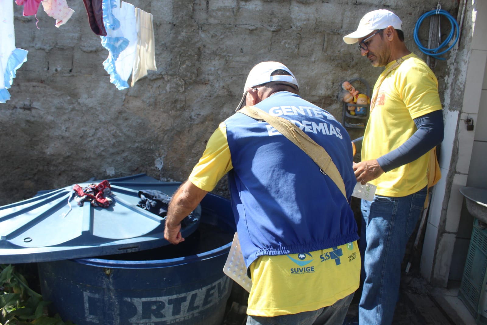 Prefeitura intensifica ações preventivas contra as arboviroses no bairro Alagados