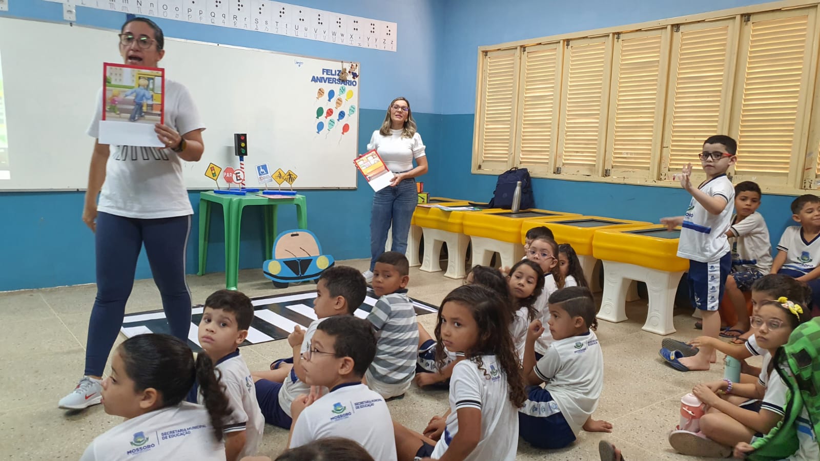 Escolas municipais recebem ações com orientações sobre saúde e trânsito