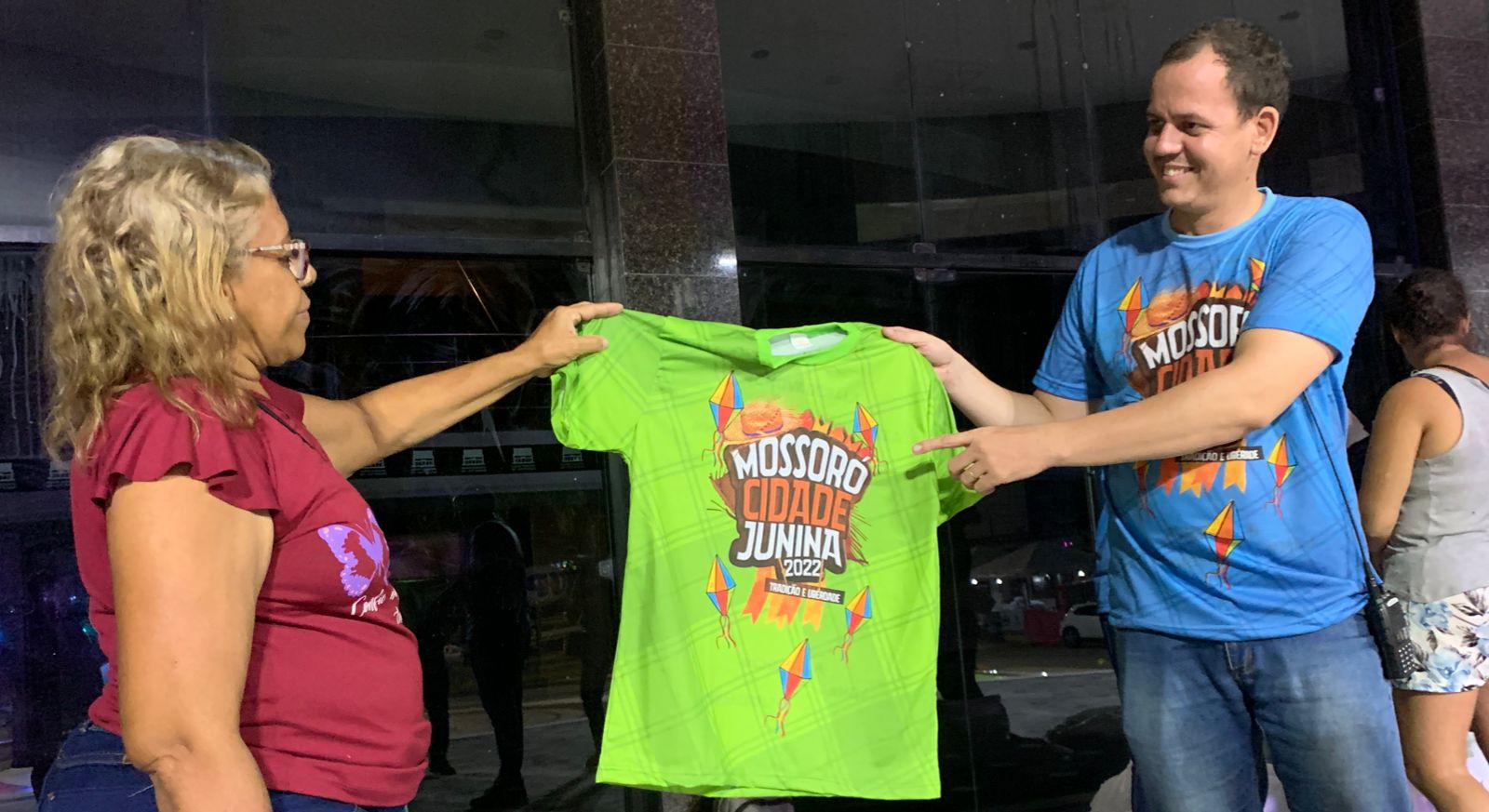 Comerciantes credenciados para o “Pingo da Mei Dia” receberão nesta terça-feira camiseta padronizada