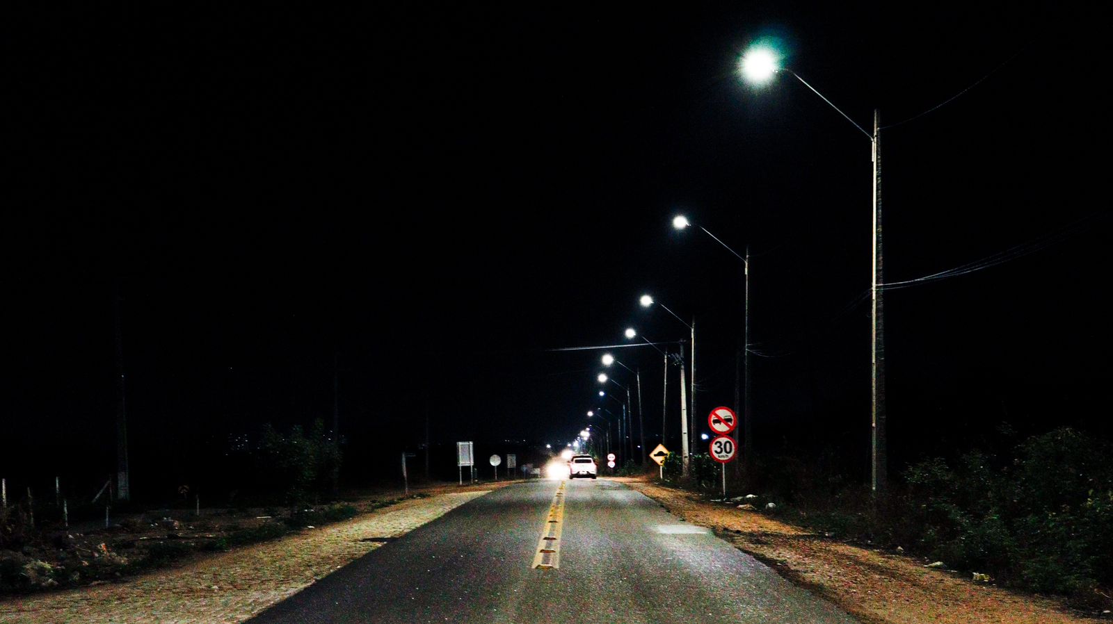 “Mossoró Iluminada”: Prefeitura conclui iluminação de trecho da RN-117