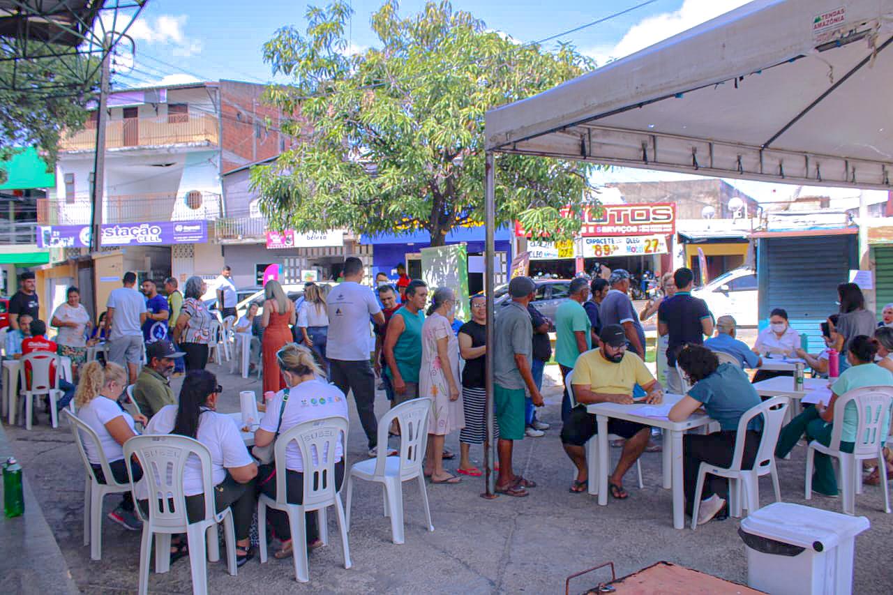 Prefeitura realiza ações de saúde e cidadania no mercado Vuco-Vuco