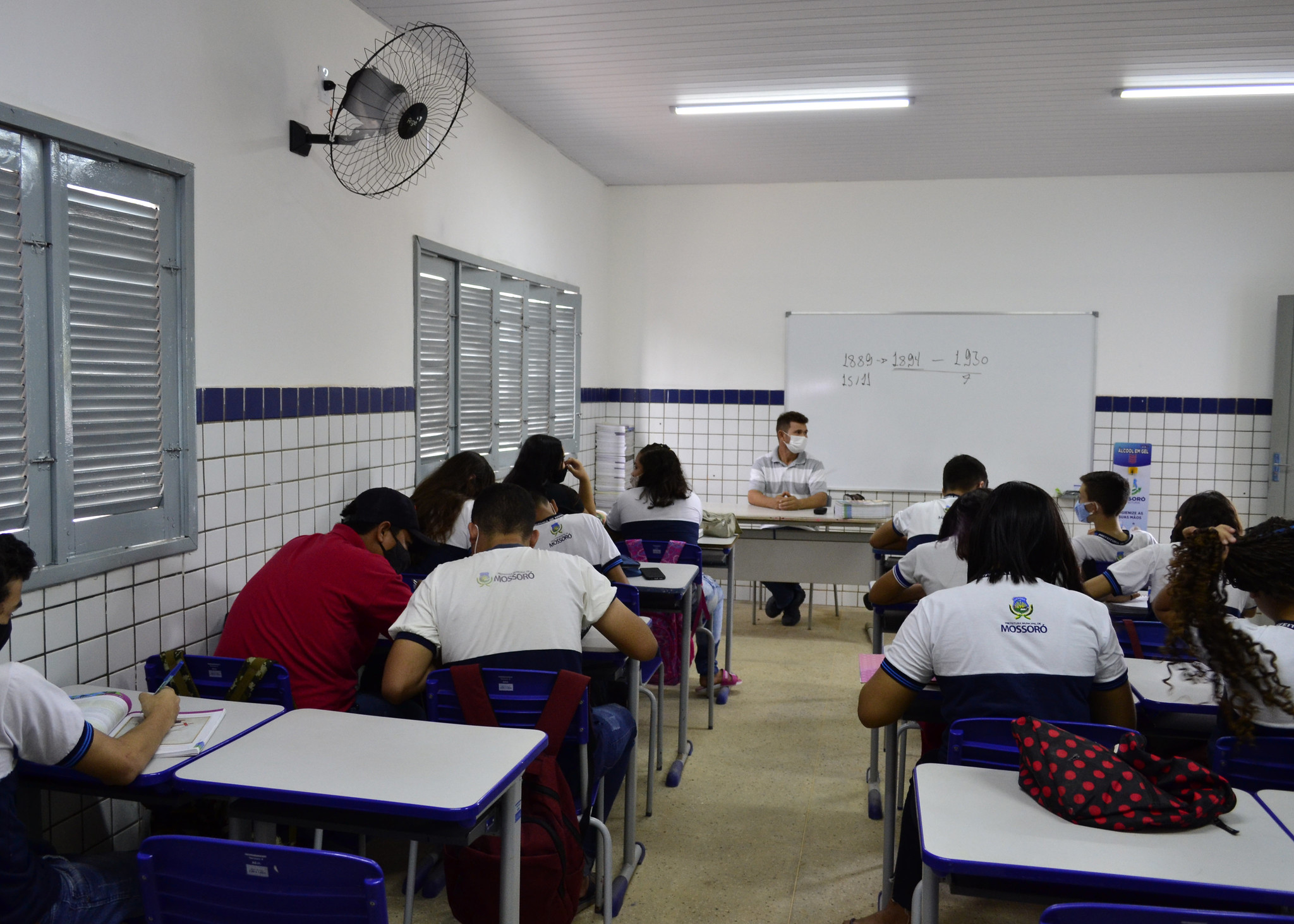 Prefeitura de Mossoró concede mais 171 progressões para profissionais da educação