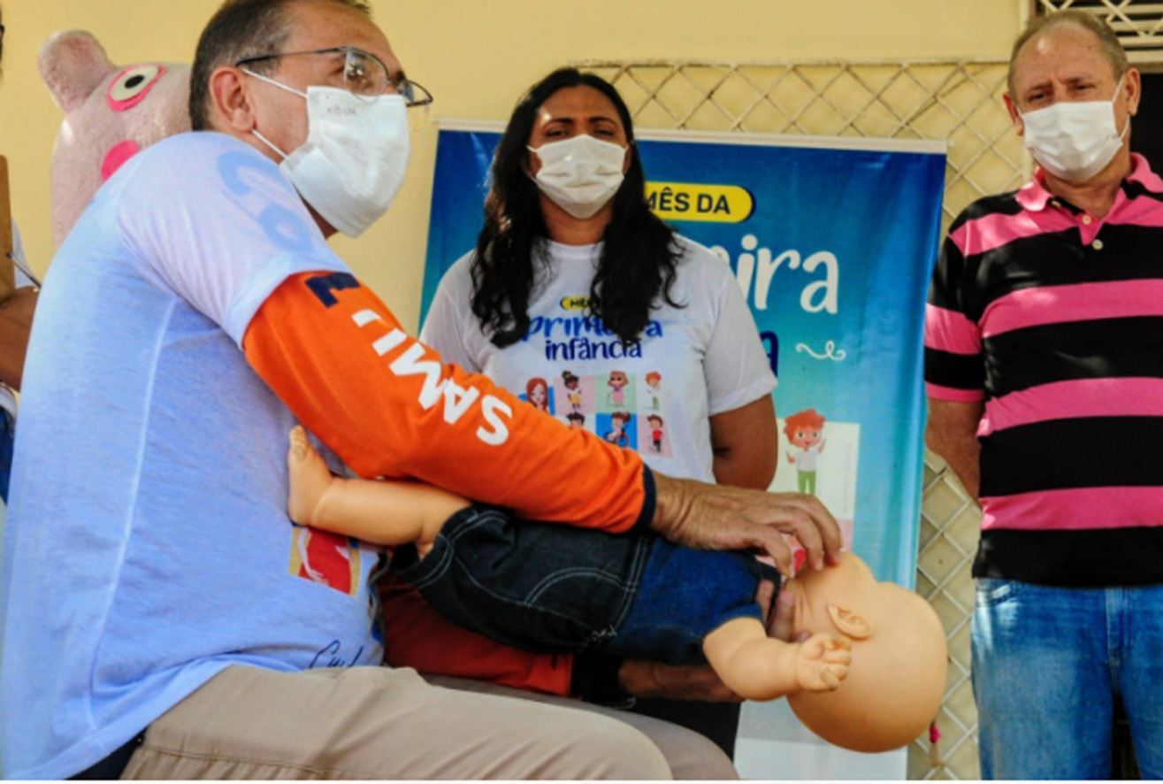 Mês da Primeira Infância: mães recebem dicas de primeiros socorros