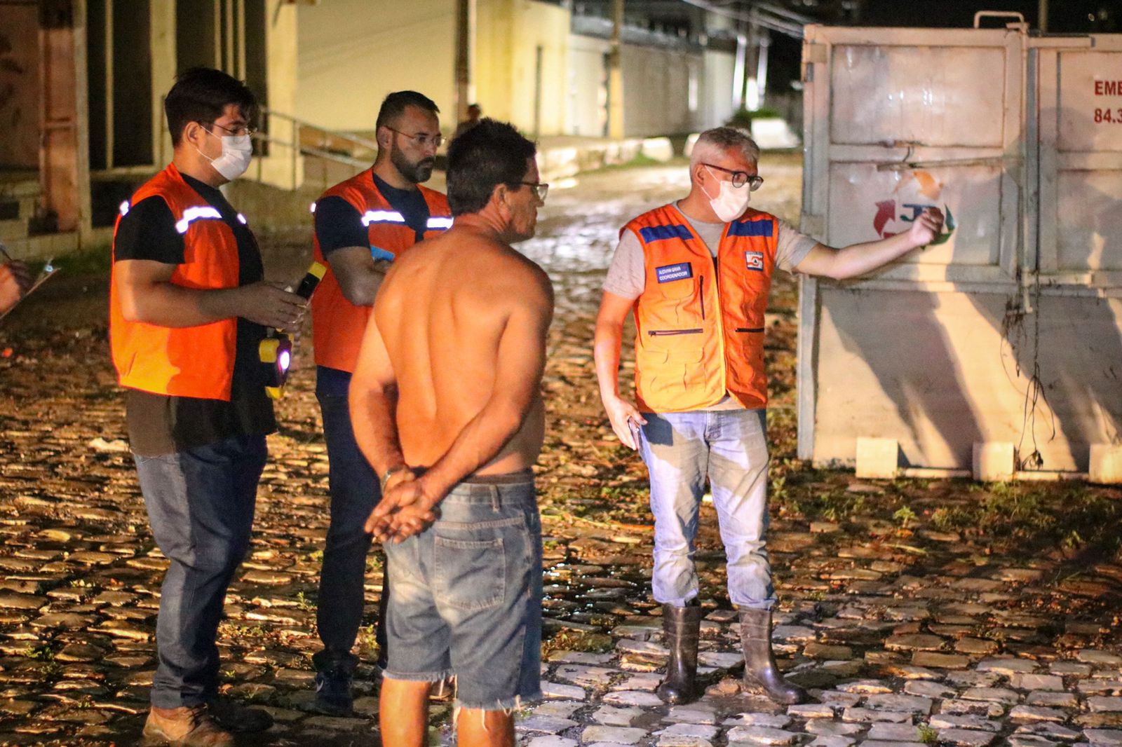 Defesa Civil monitora pontos críticos após chuva forte em Mossoró