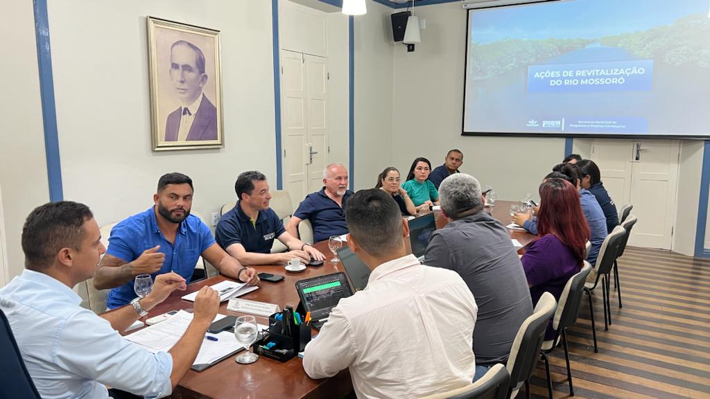 Prefeitura discute revitalização do rio Mossoró e convida universidades para debate