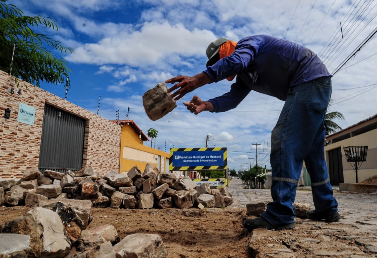 Ruas do Sumaré recebem serviços de tapa-buracos