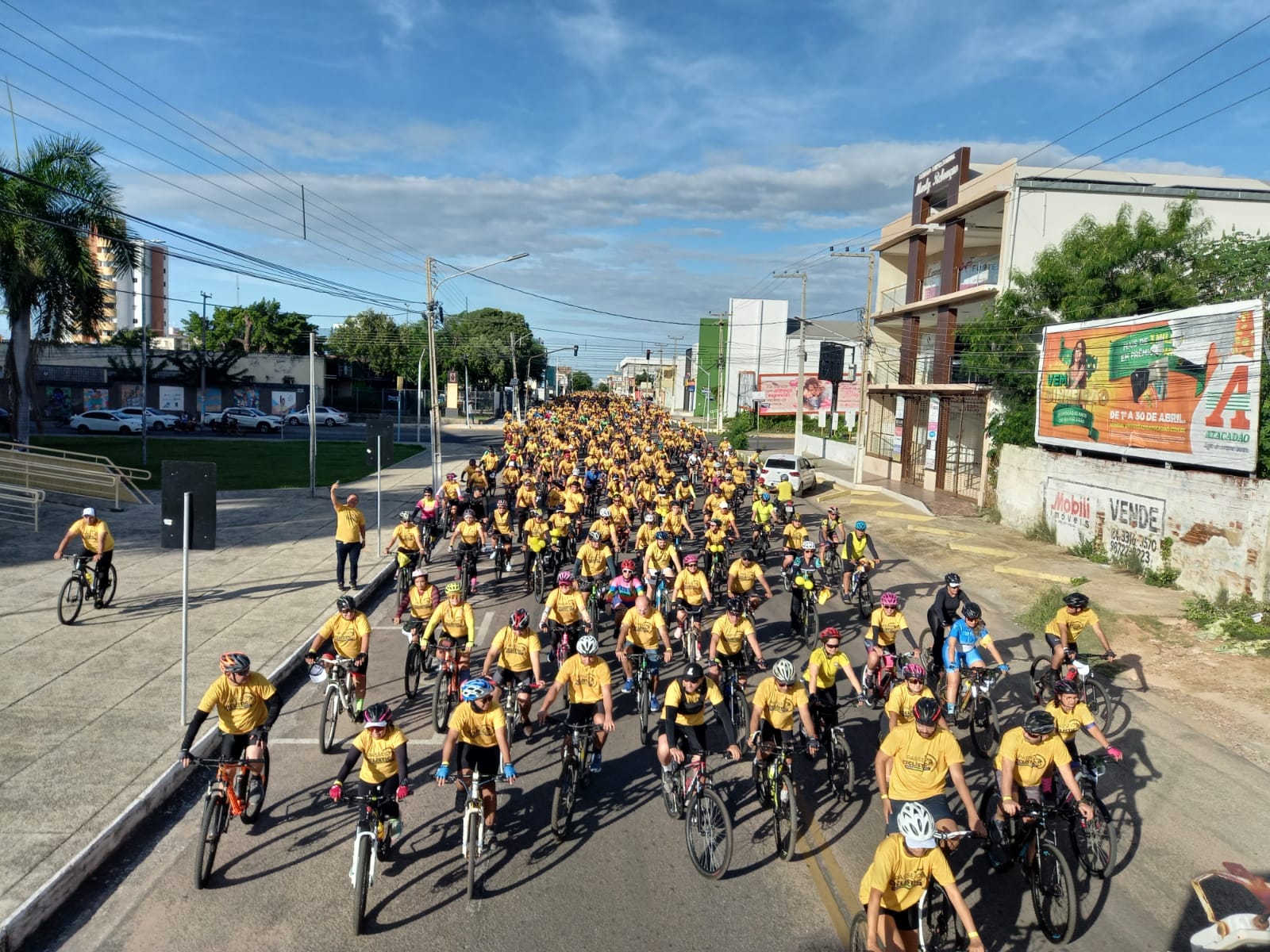 Alimentos arrecadados no passeio ciclístico “Maio Amarelo” serão doados nesta quinta-feira