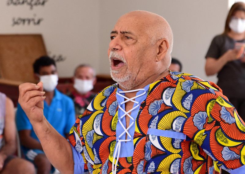 Hospital psiquiátrico promove atividade cultural com presença do poeta Antônio Francisco