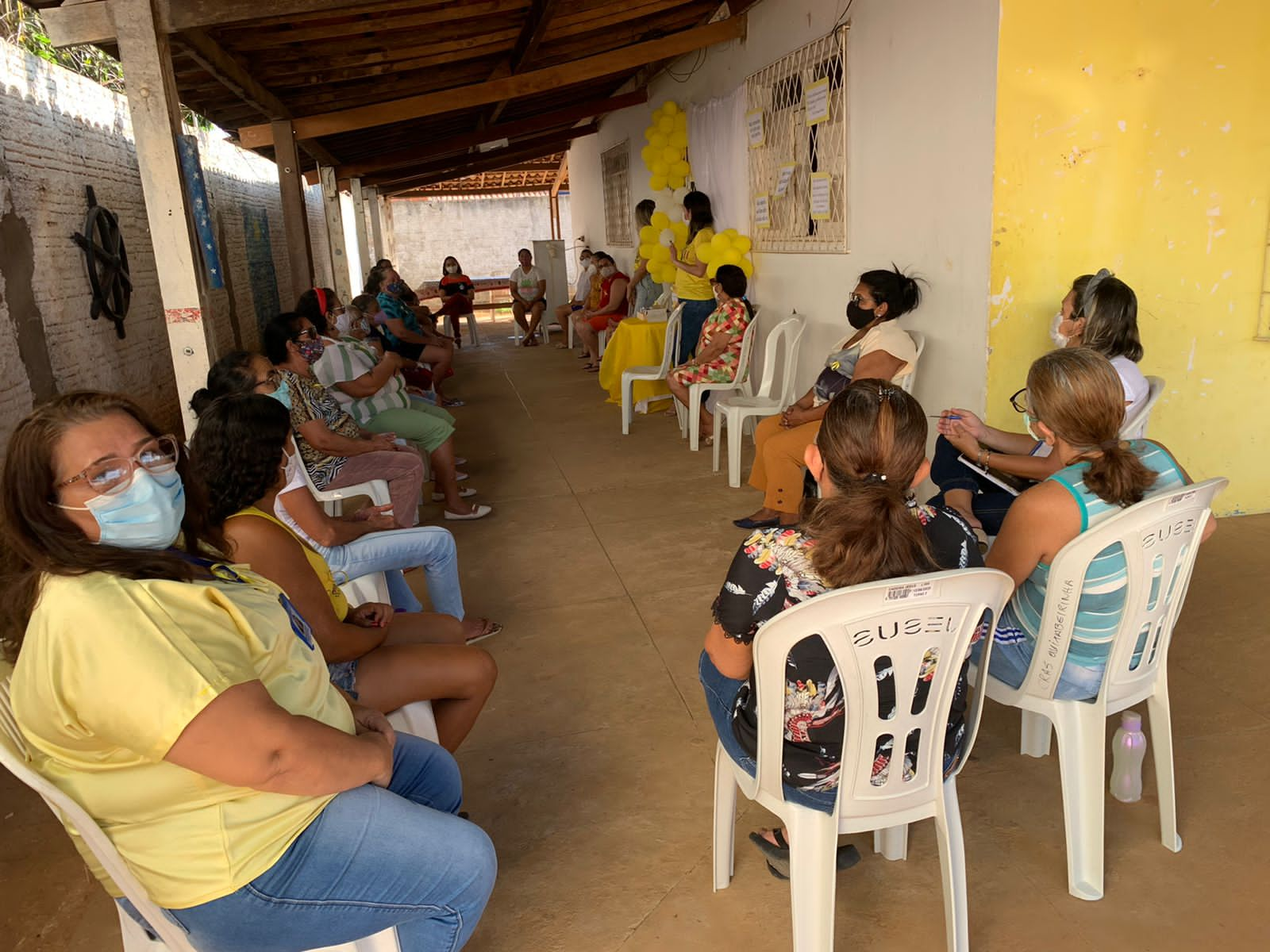 CRAS Quixabeirinha realiza roda de conversa sobre saúde mental