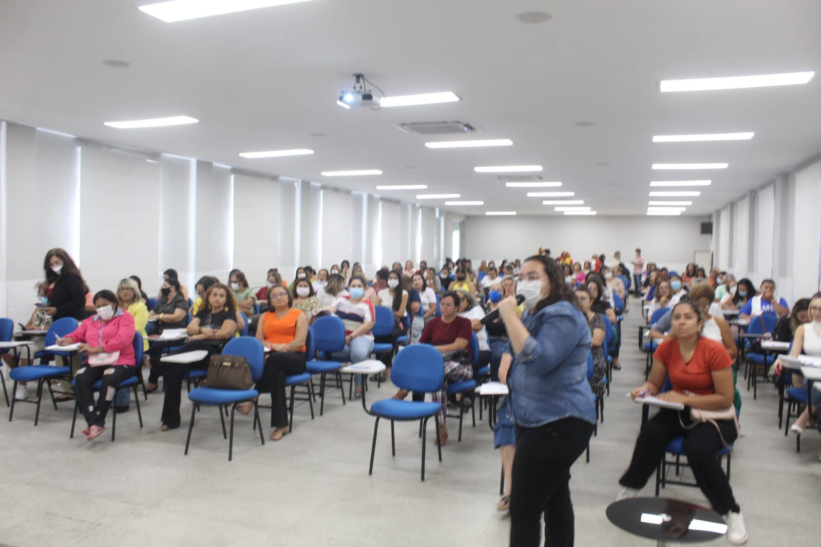 Encontro orienta profissionais para inserção de dados do Programa Saúde na Escola