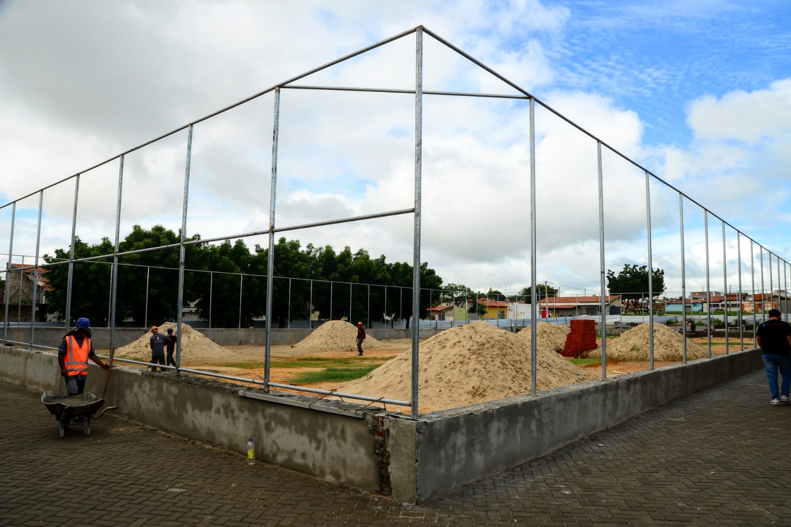 Obras da Praça do Promorar estão em ritmo acelerado