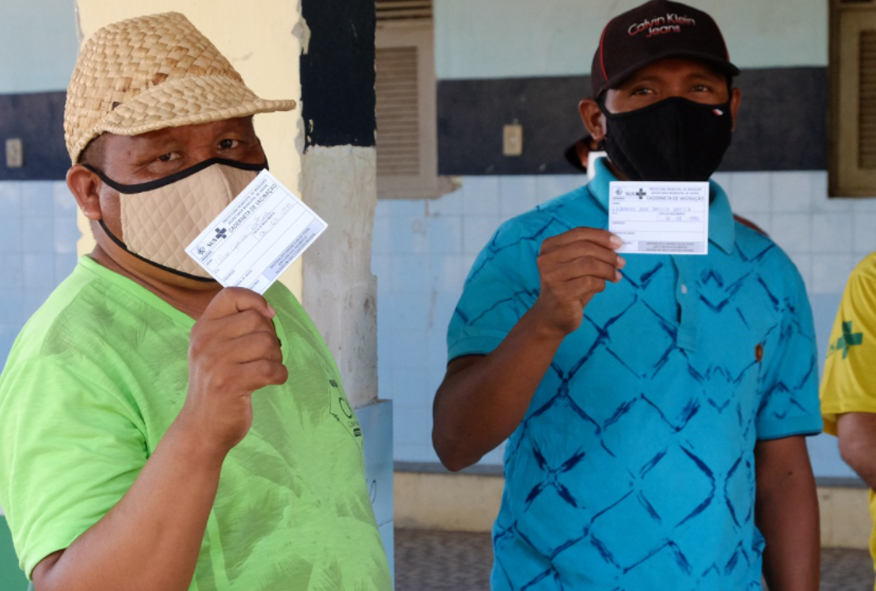 Indígenas da etnia Warao recebem segunda dose da vacina contra a Covid-19