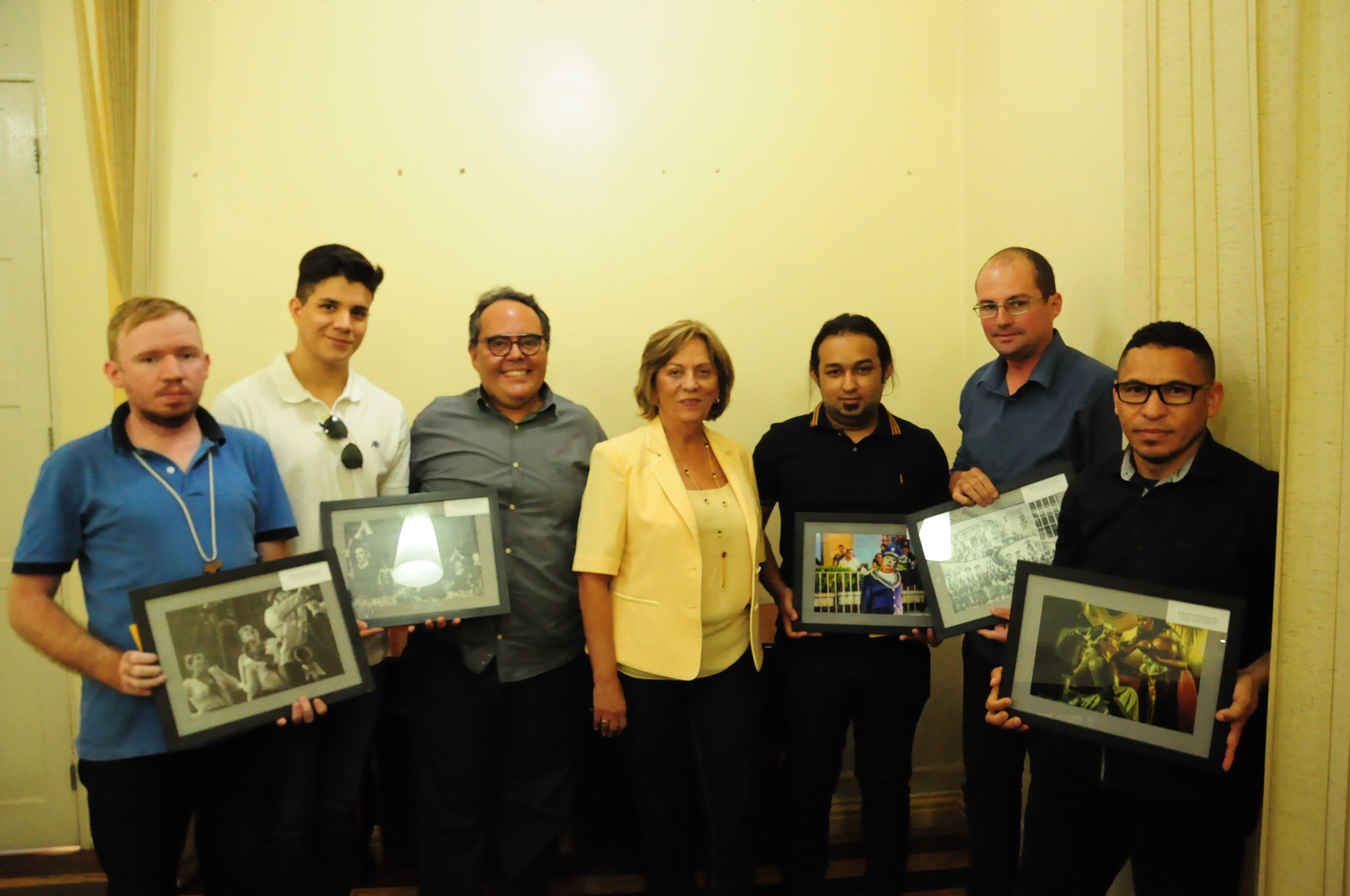 Prefeita Rosalba Ciarlini entrega premiação da Maratona Fotográfica