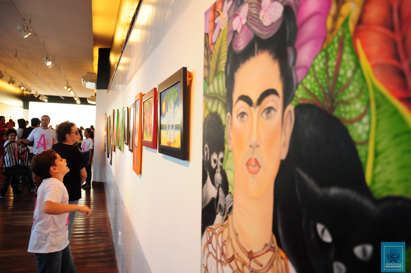 Alunos da Escola de Artes apresentam exposição no Memorial da Resistência