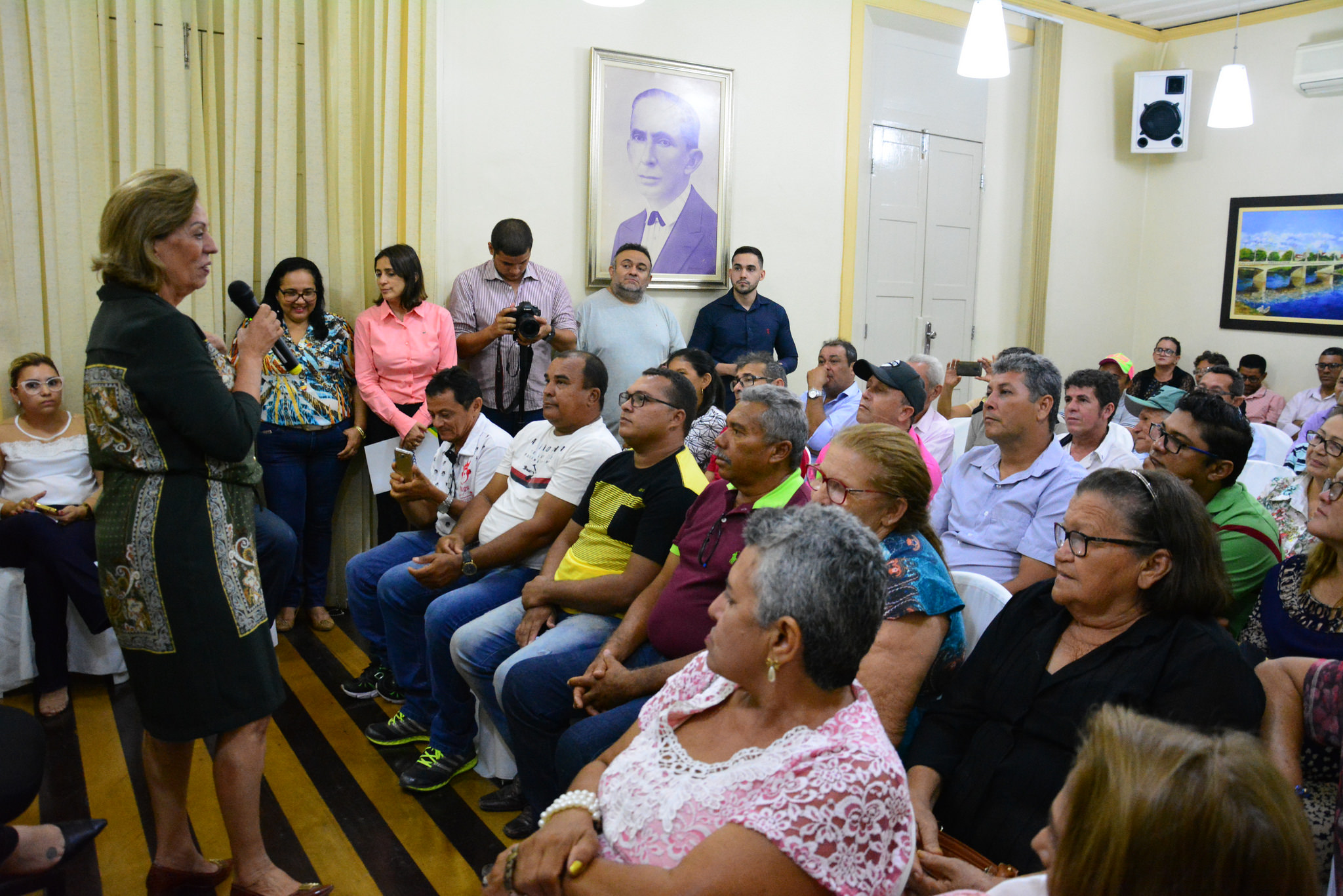 Prefeita Rosalba Ciarlini recebe líderes comunitários