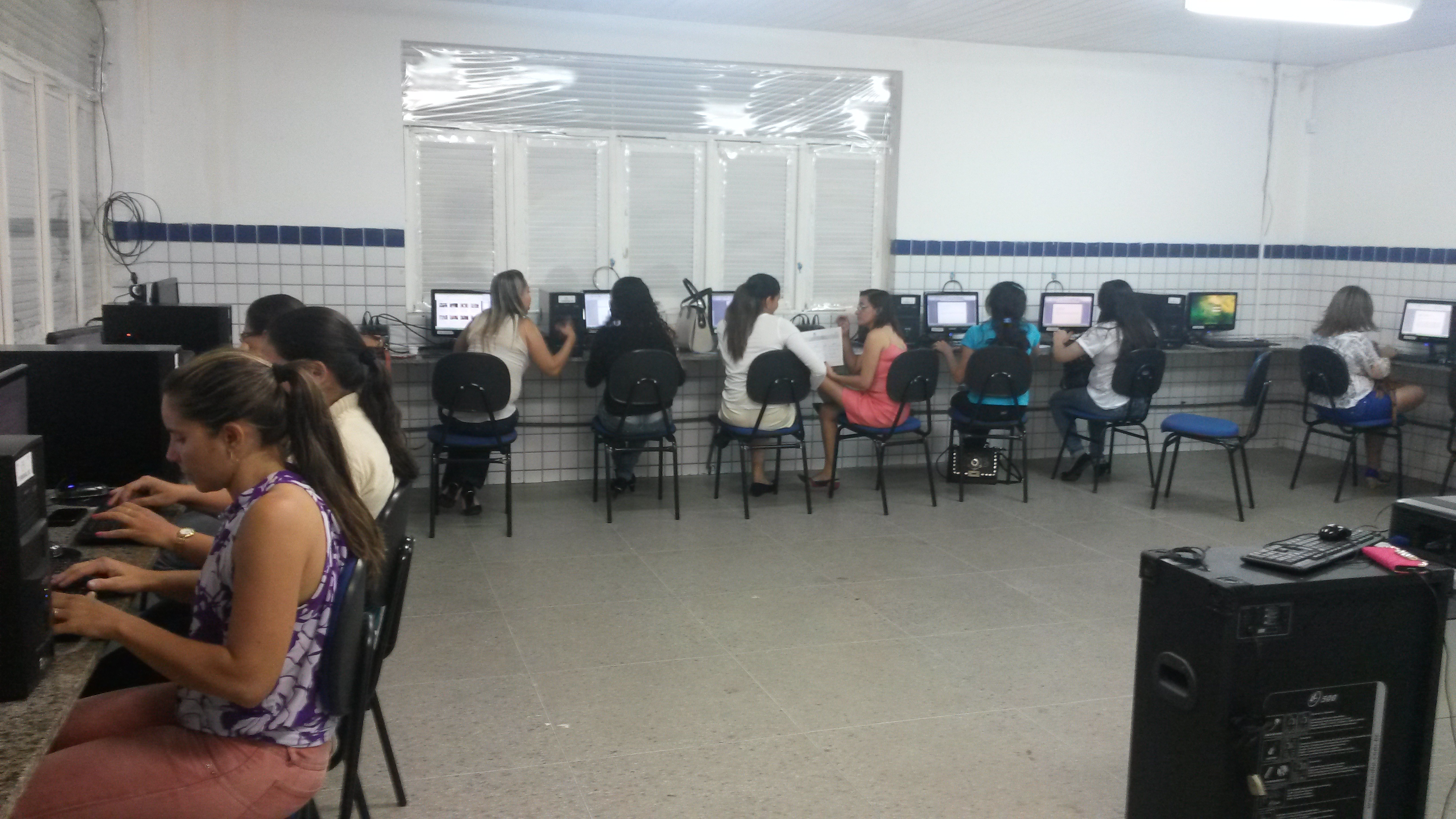 Núcleo de Tecnologia Educacional Municipal abre vagas para cursos de informática