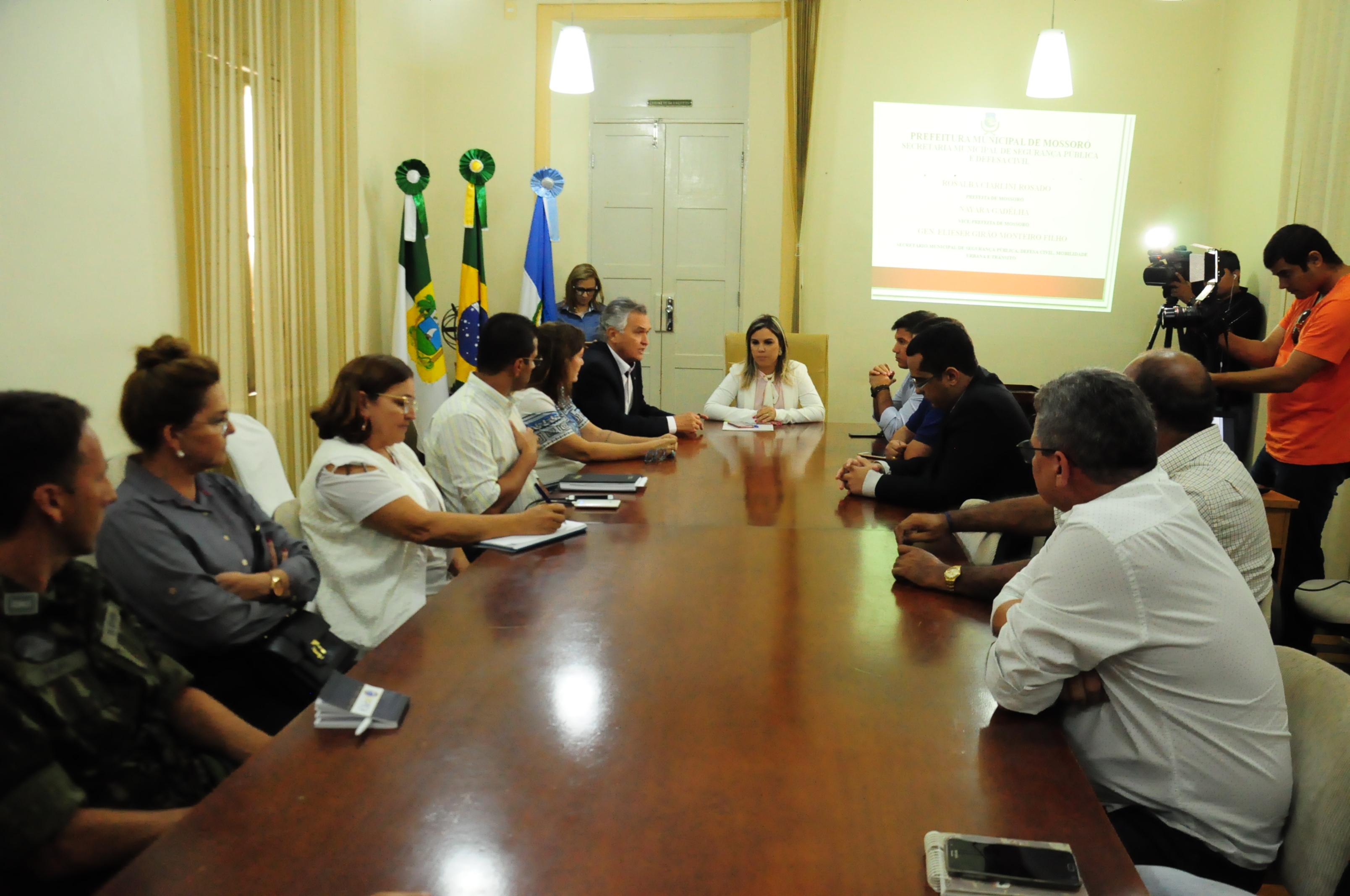 Prefeita em exercício reúne Conselho Municipal de Defesa Civil