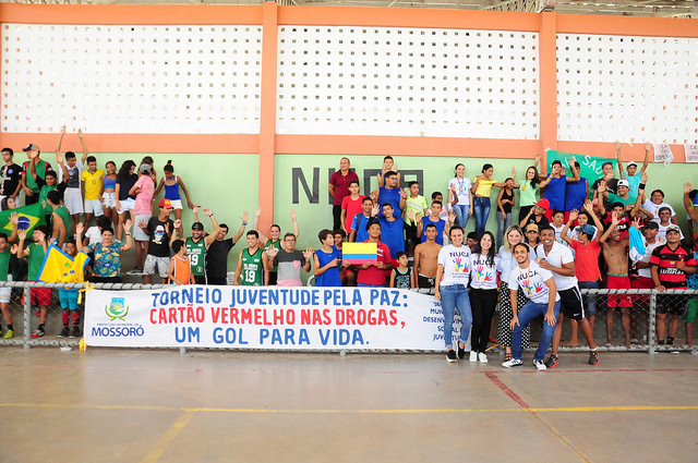 Torneio de futsal exalta protagonismo jovem dos equipamentos sociais