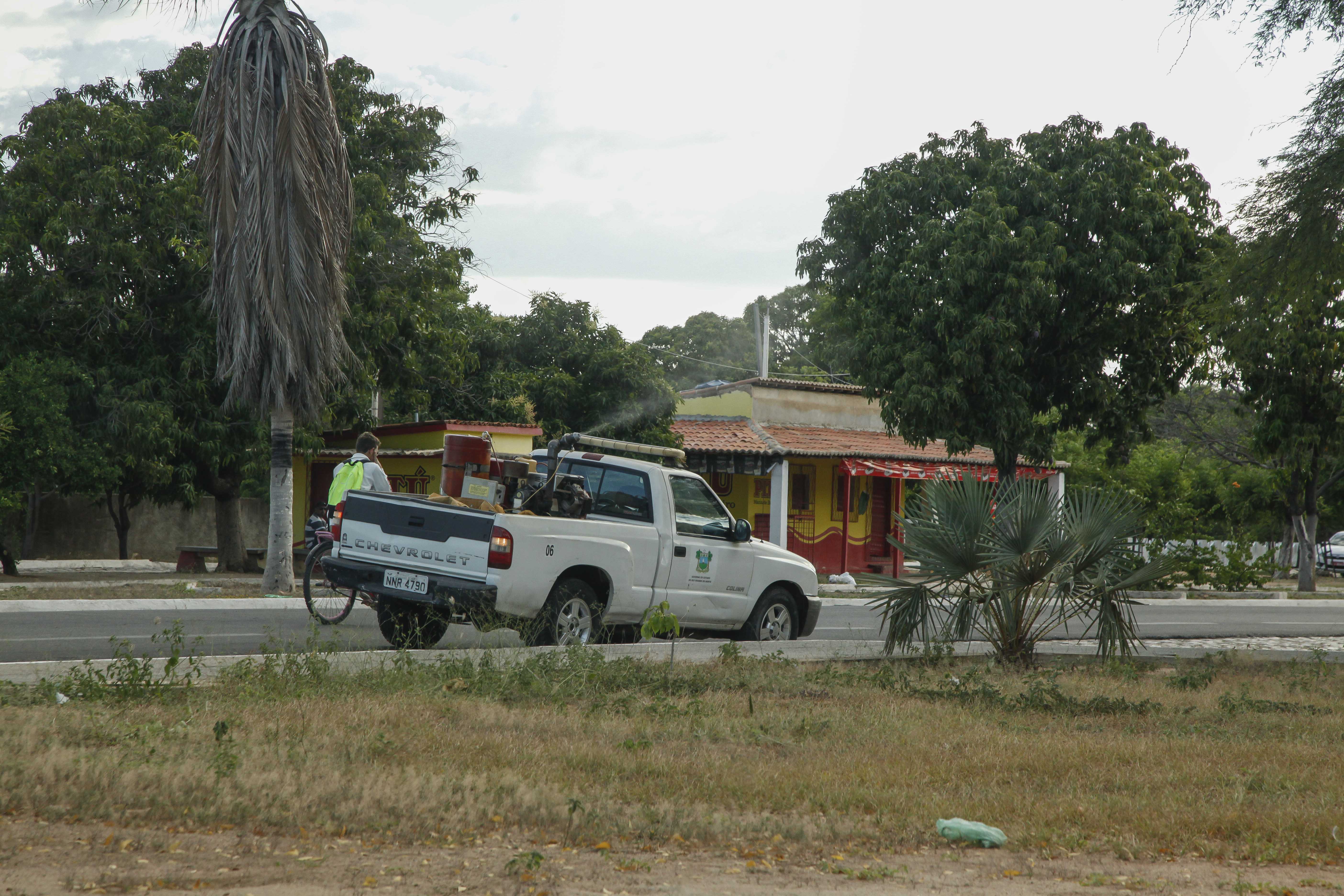 Após chuvas, Vigilância à Saúde solicita carro fumacê para Mossoró