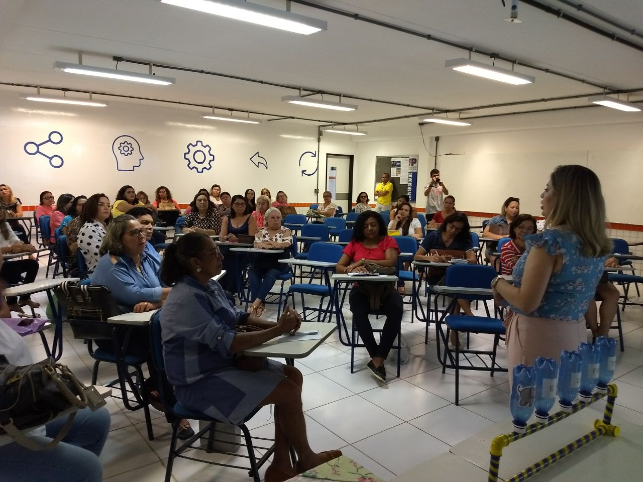 Prefeitura e UnP treinam professores para uso das tecnologias em sala de aula